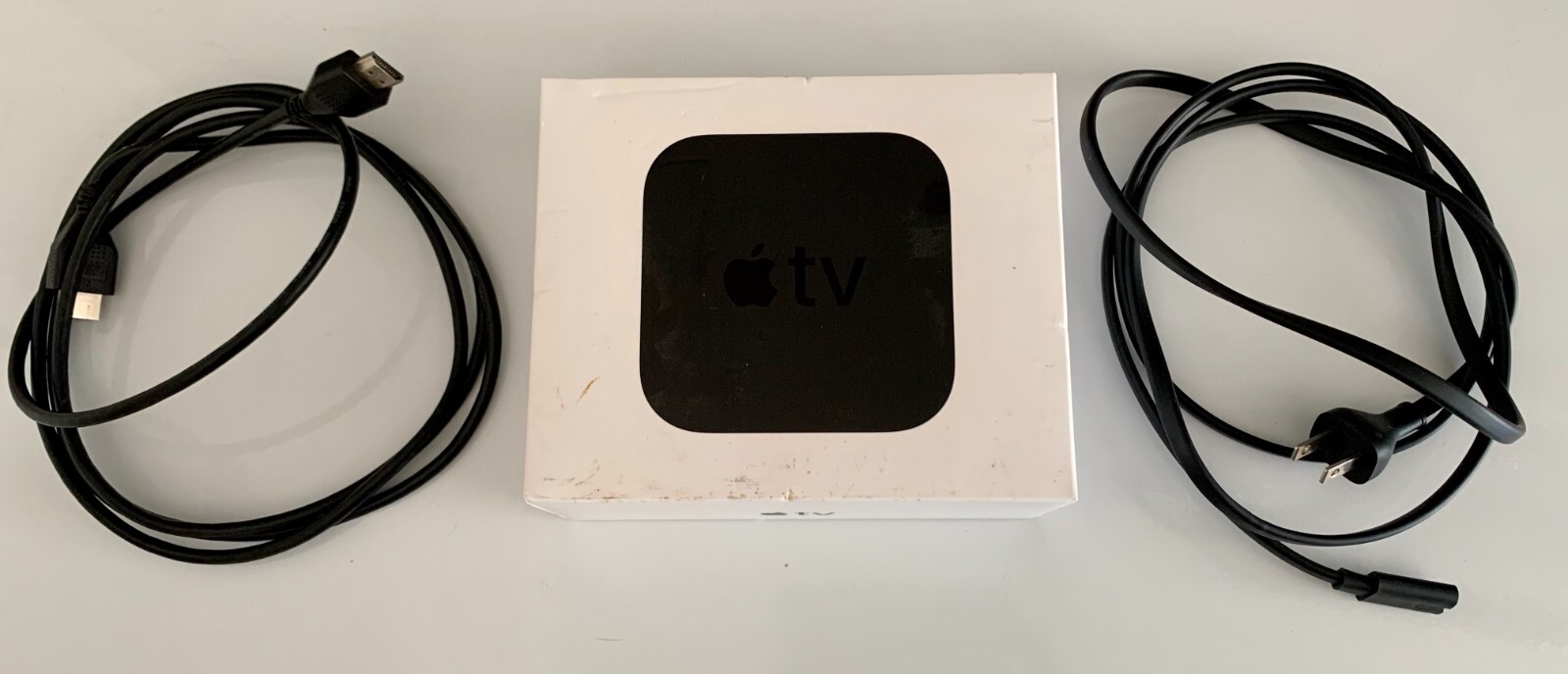 Apple TV HD Streaming Media Player 32GB Black A1625 MR912LL/A