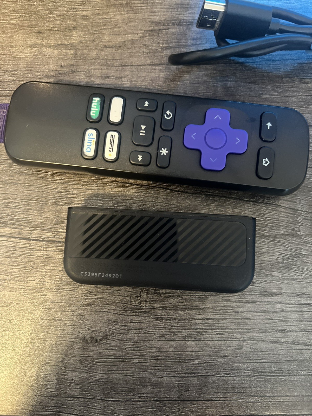 Roku 3900X Digital Media Streamer W/Power Cord & HDMI Cord & Remote Control