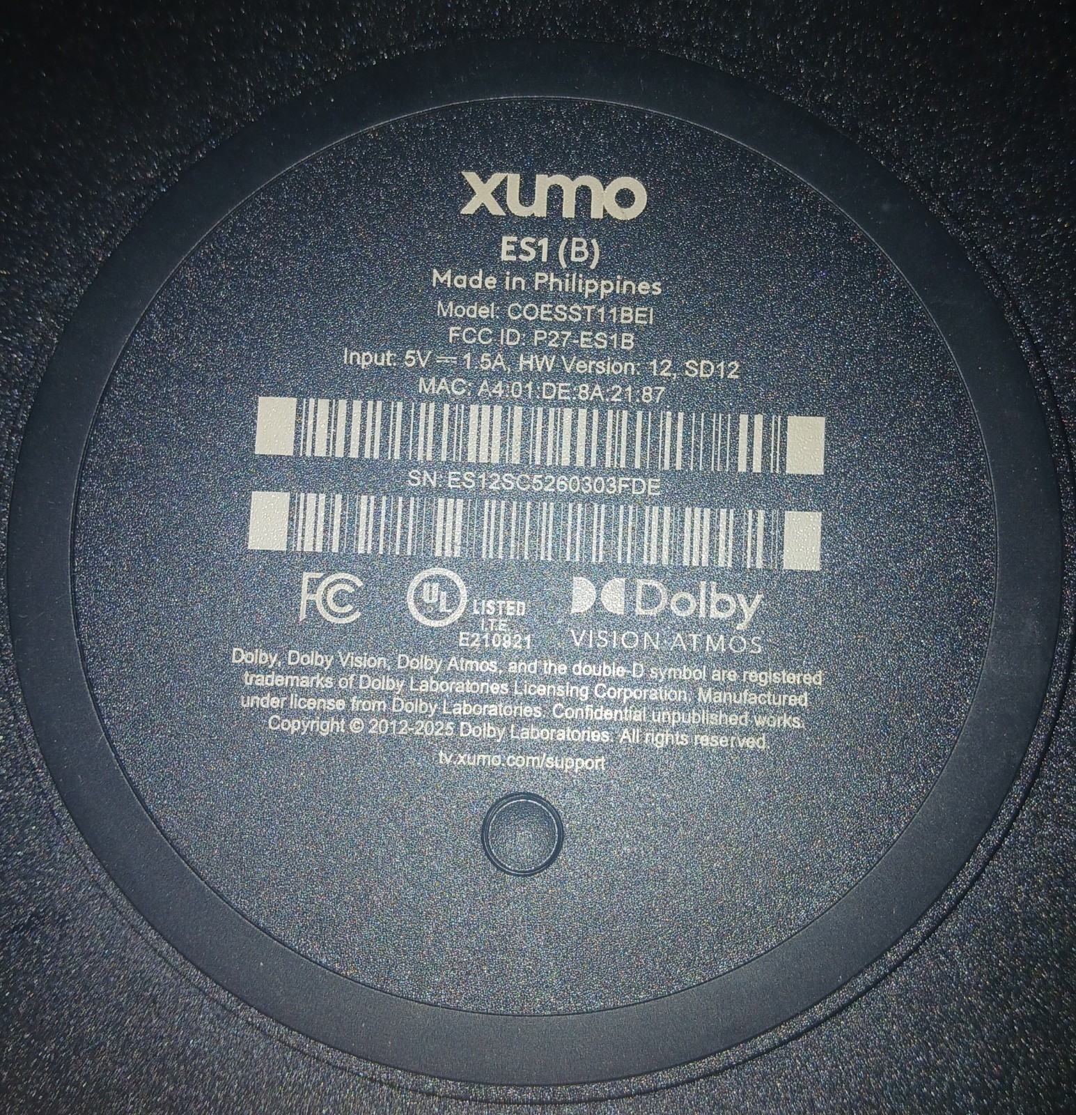 Xumo ES1 (B) Black Streaming Box Voice Control, Ethernet, HDMI, Dolby Vision