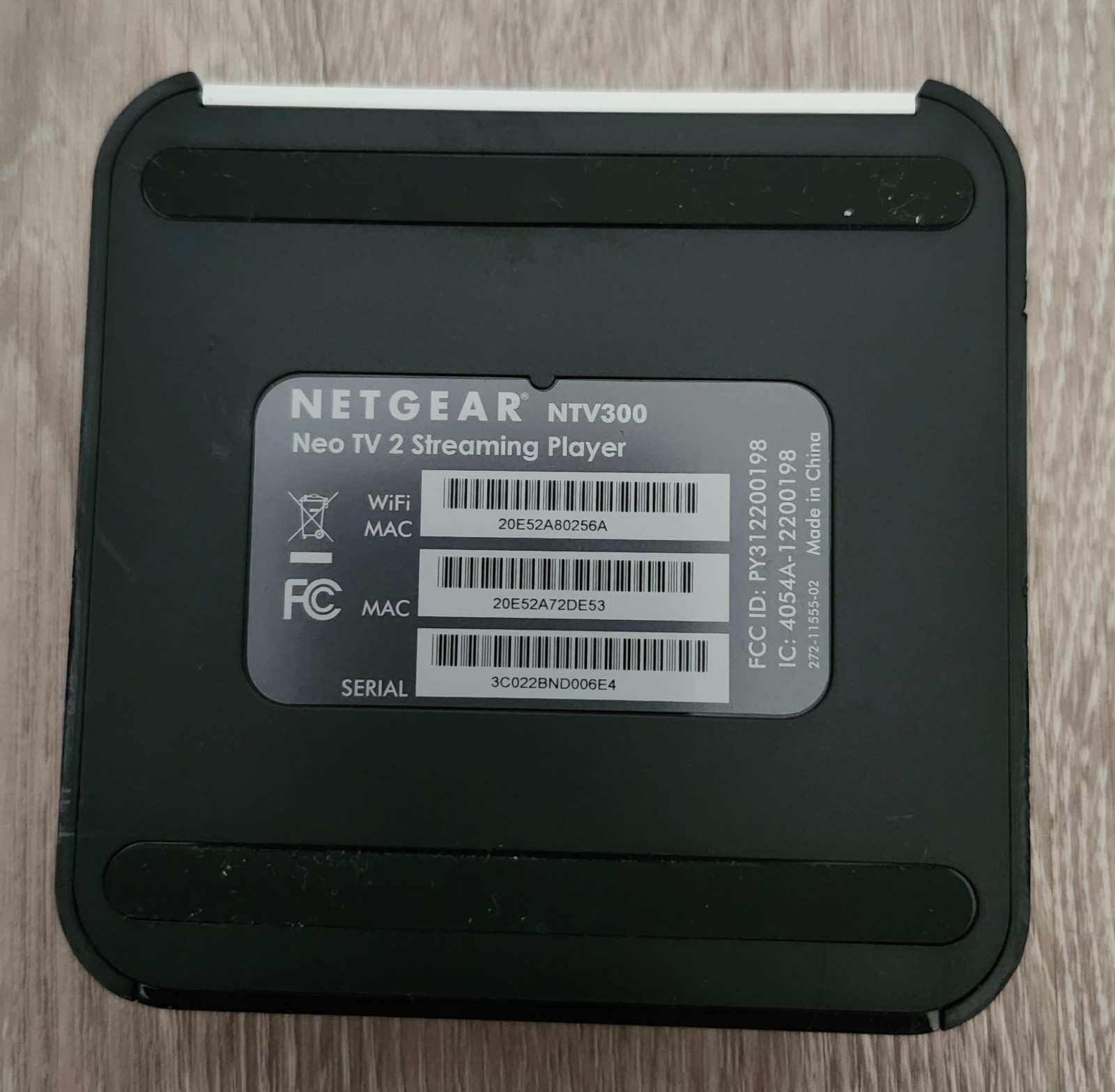 NETGEAR Neo NTV300 WiFi TV Streaming Video Media Player w/Remote & AC Adapter