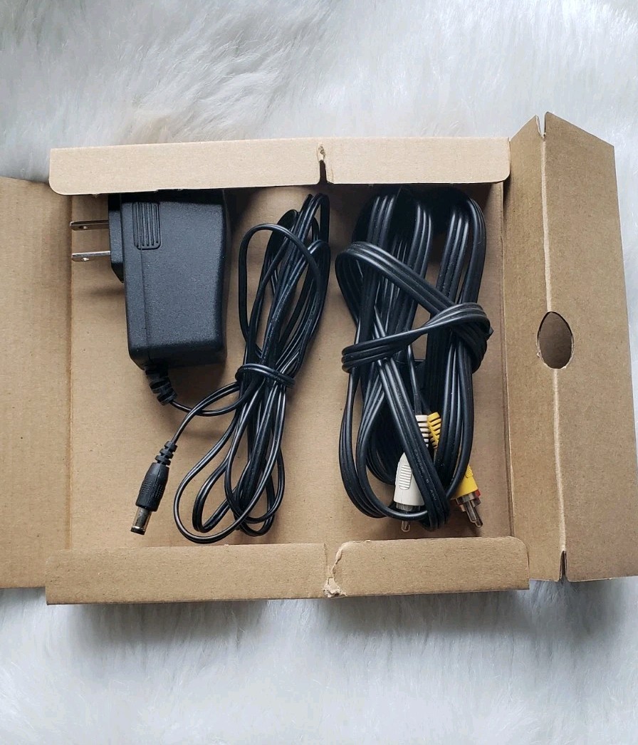 Roku 2 XS Streaming Player with Remote – Angry Bird Game Included