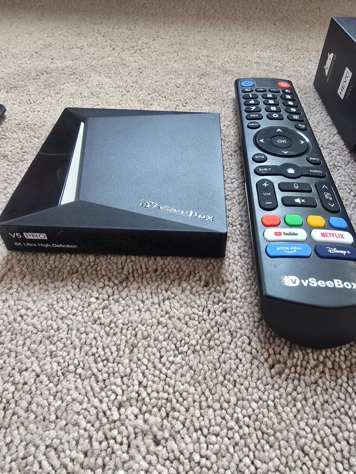 vSeeBox V5 PRO Android 12 OTT Media Box 4GB RAM 32GB Storage 8K HDR WiFi – Used