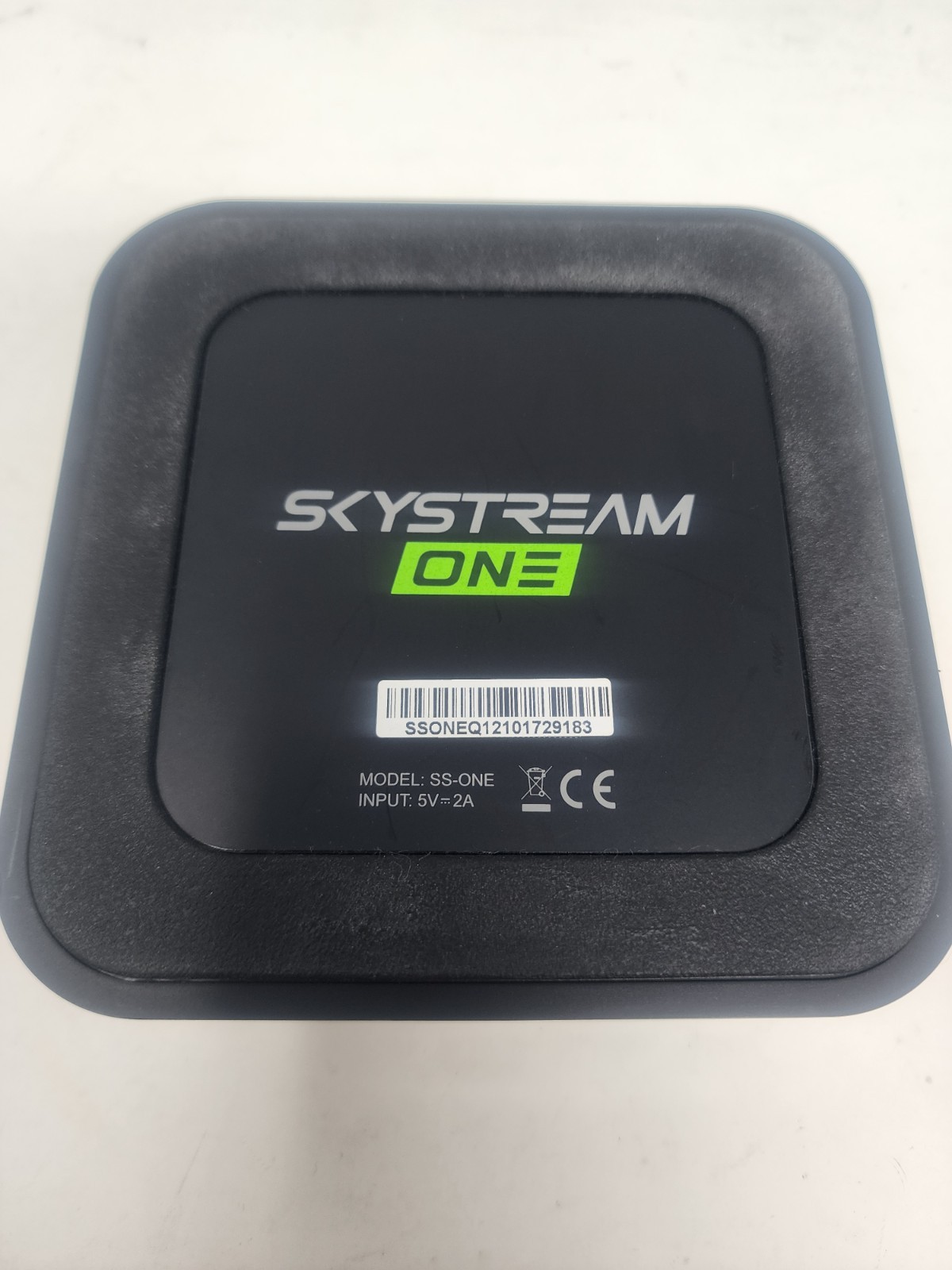 SkyStream One Android Media Streamer SS-ONE Media Box w/ Power Cord And Remote