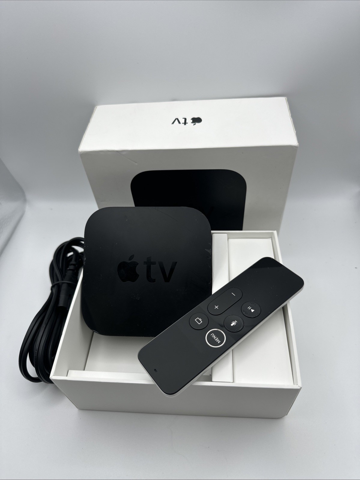 Apple TV 32GB A1625 Media streamer Remote & Power Cord (tested) With Box