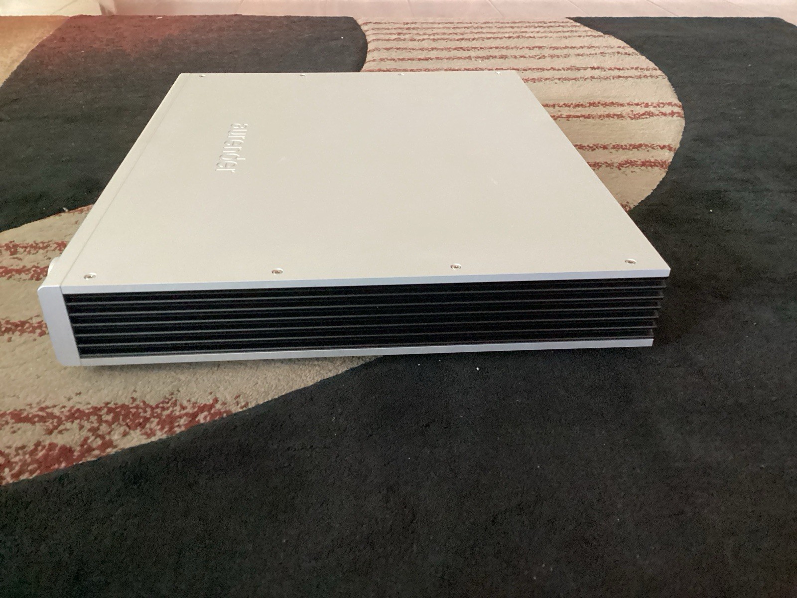 Aurender A10 Streamer with built-in DAC , Remote Control. $5500 retail