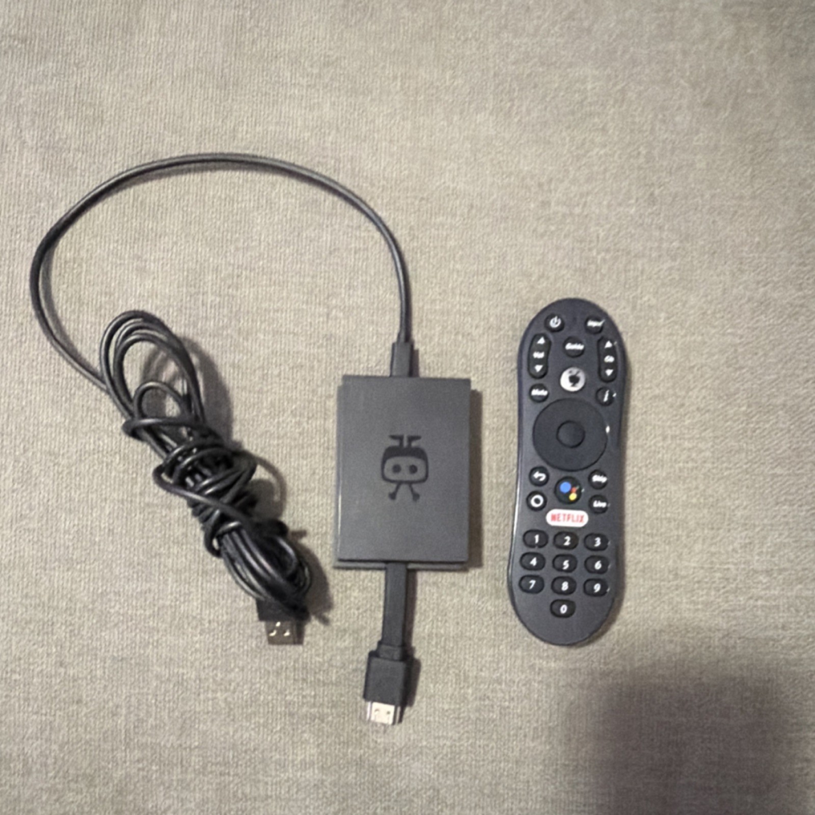 TiVo Stream 4K Media Streamer Dongle 2160p HDMI USB Wi-Fi Voice Control Remote