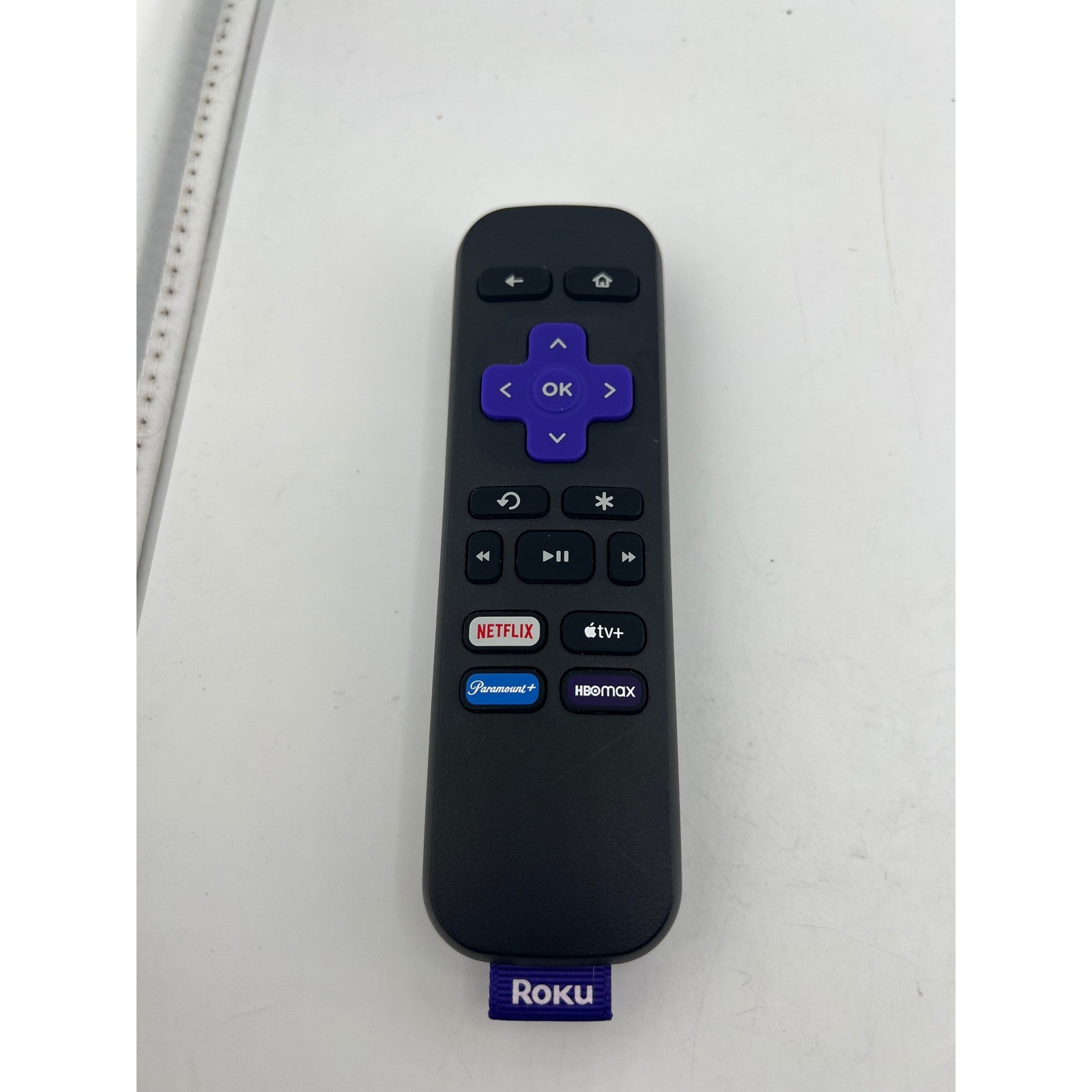 Roku Express 3960X HD Streaming Media Player Black with Remote and Cables
