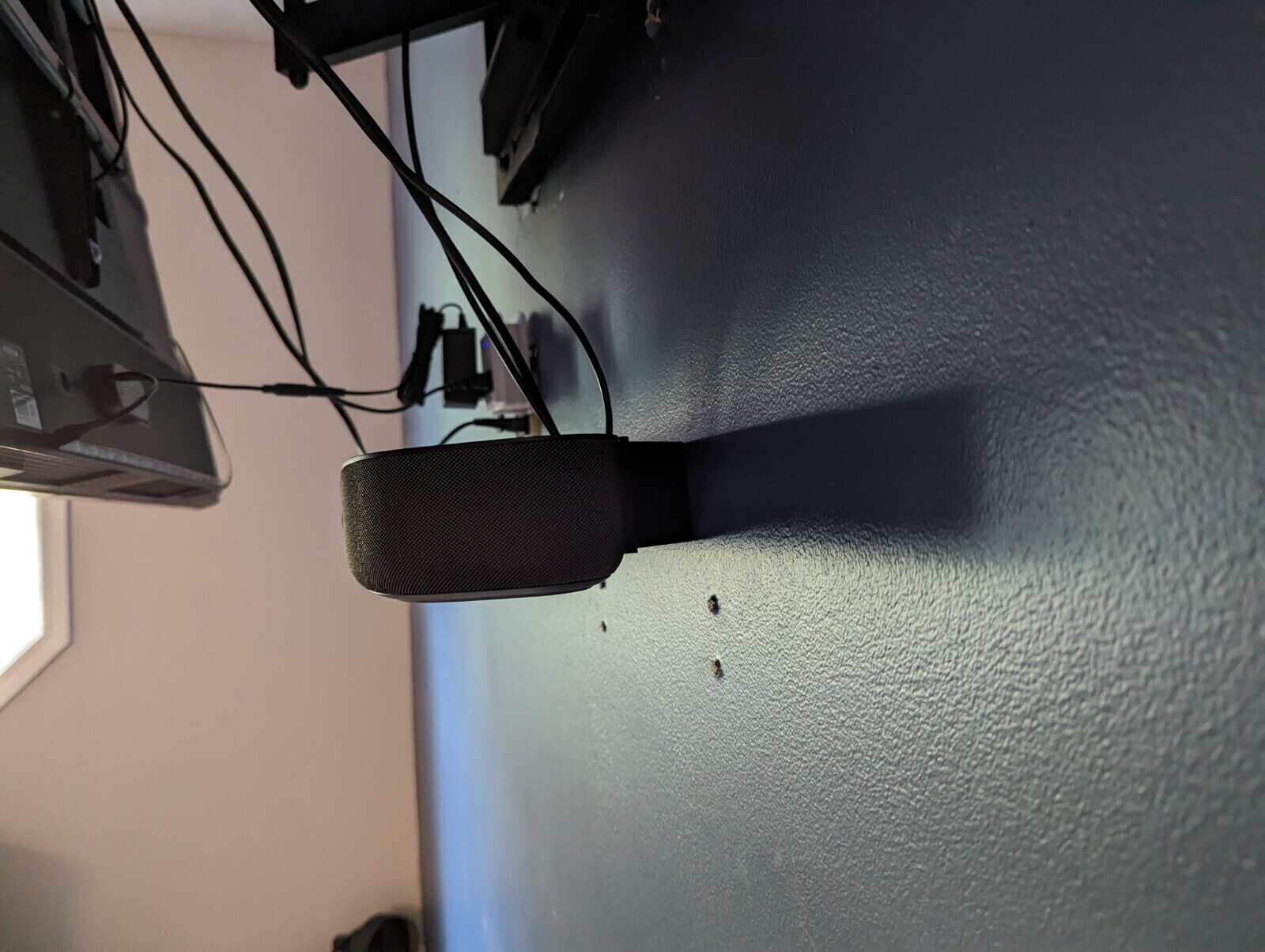 Floating Wall Mount Bracket for Roku Streambar 4k/HD Streaming Media Plater 9102