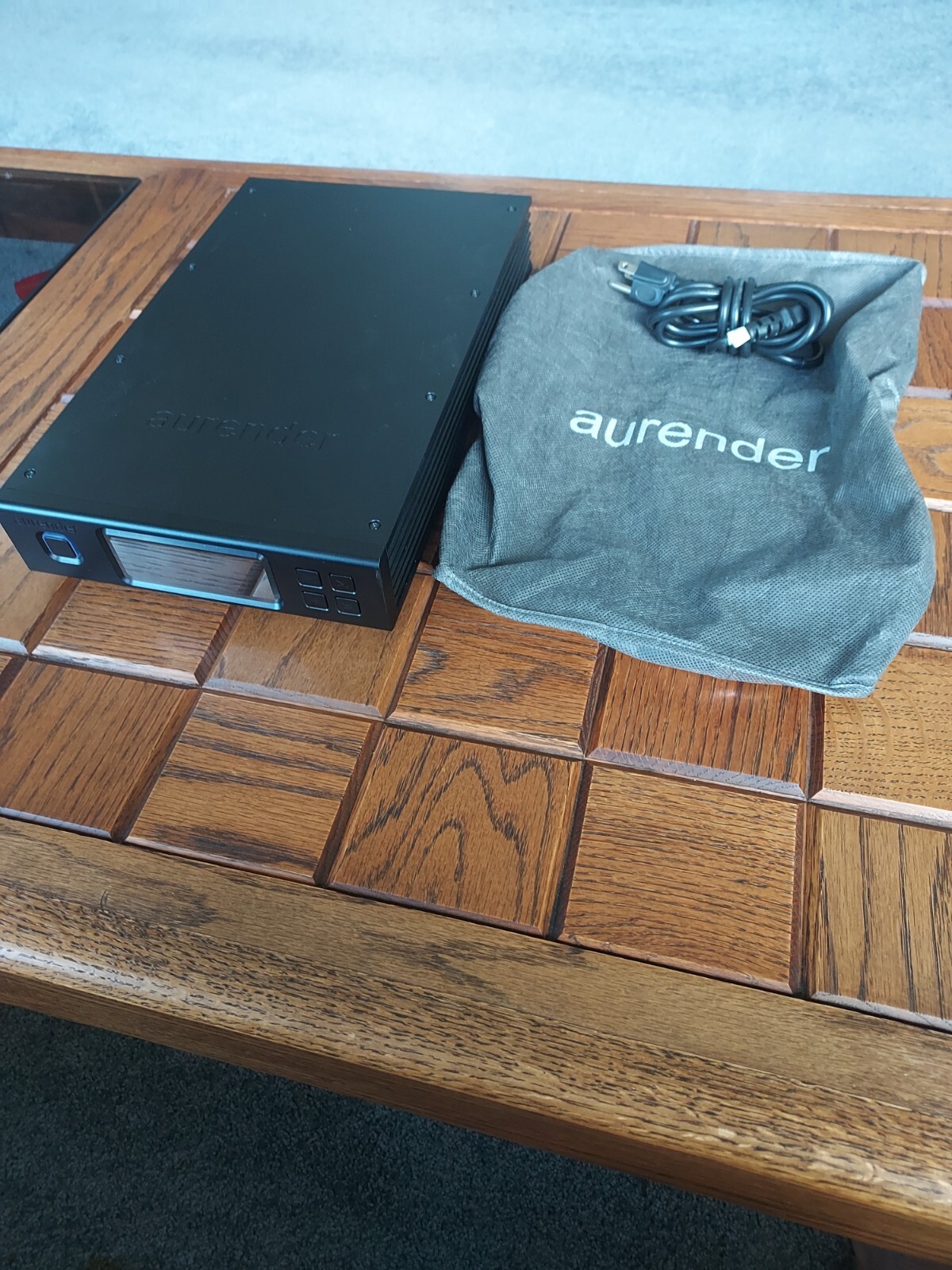 Aurender N100 H Music Server with 4TB Internal Storage – Black