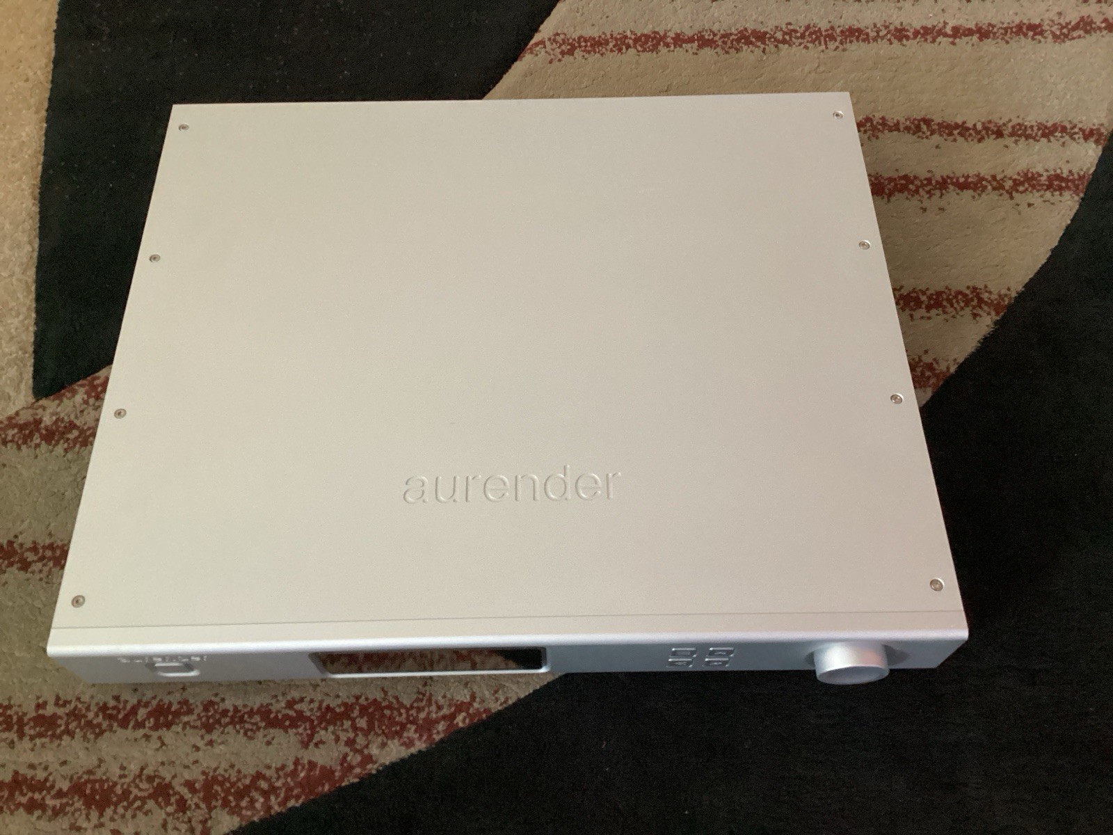 Aurender A10 Streamer with built-in DAC , Remote Control. $5500 retail