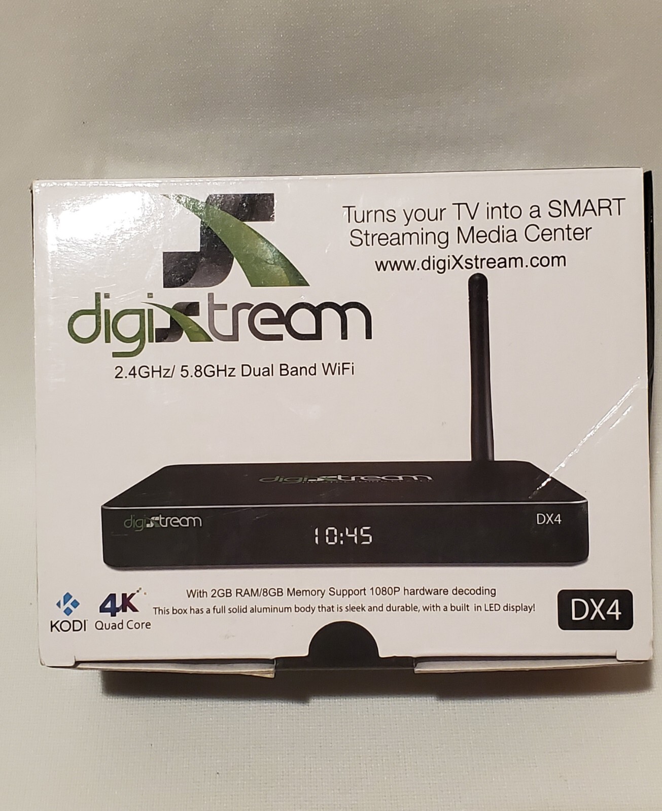 DigiXstream DX4 Quad Core Android Media Box 2 GB RAM/8GB Memory New Open Box