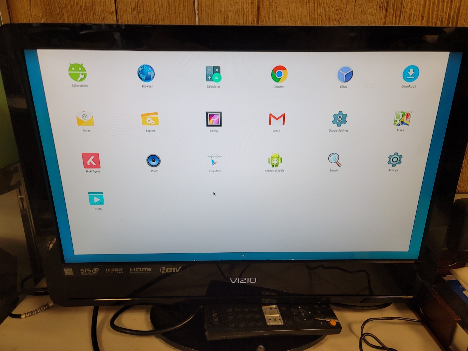 OUTFORM # UIM 4001-CO1 iDISPLAY 4K MEDIA PLAYER TESTED/WORKING – T6