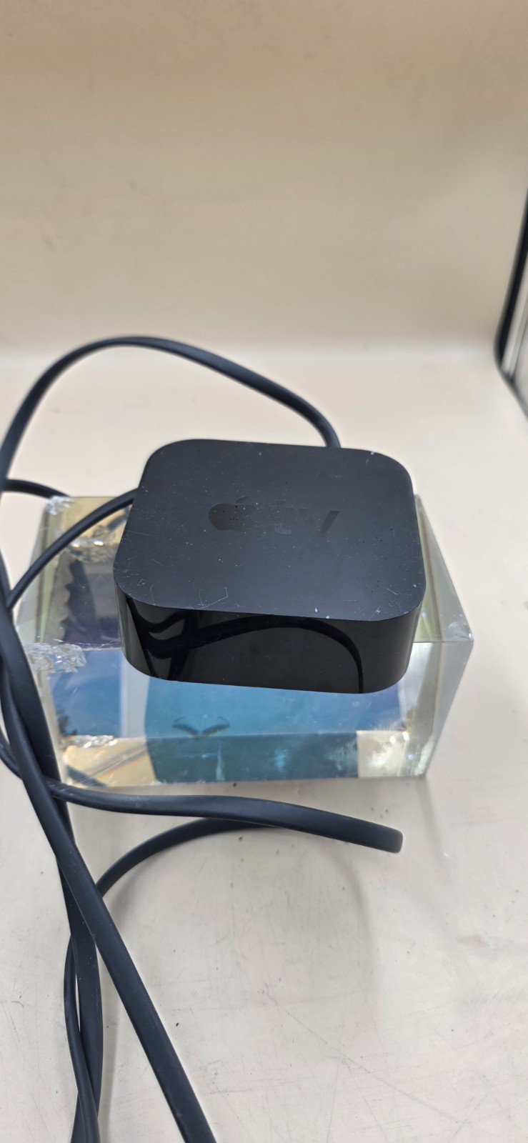 Apple TV (4th Generation) HD Media Str– A1625 — Fully Functional! No Remote