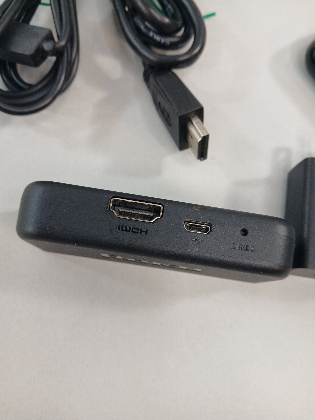 Roku Express 3900X Digital HD Media Streamer – Black W/ remote, Power Supply