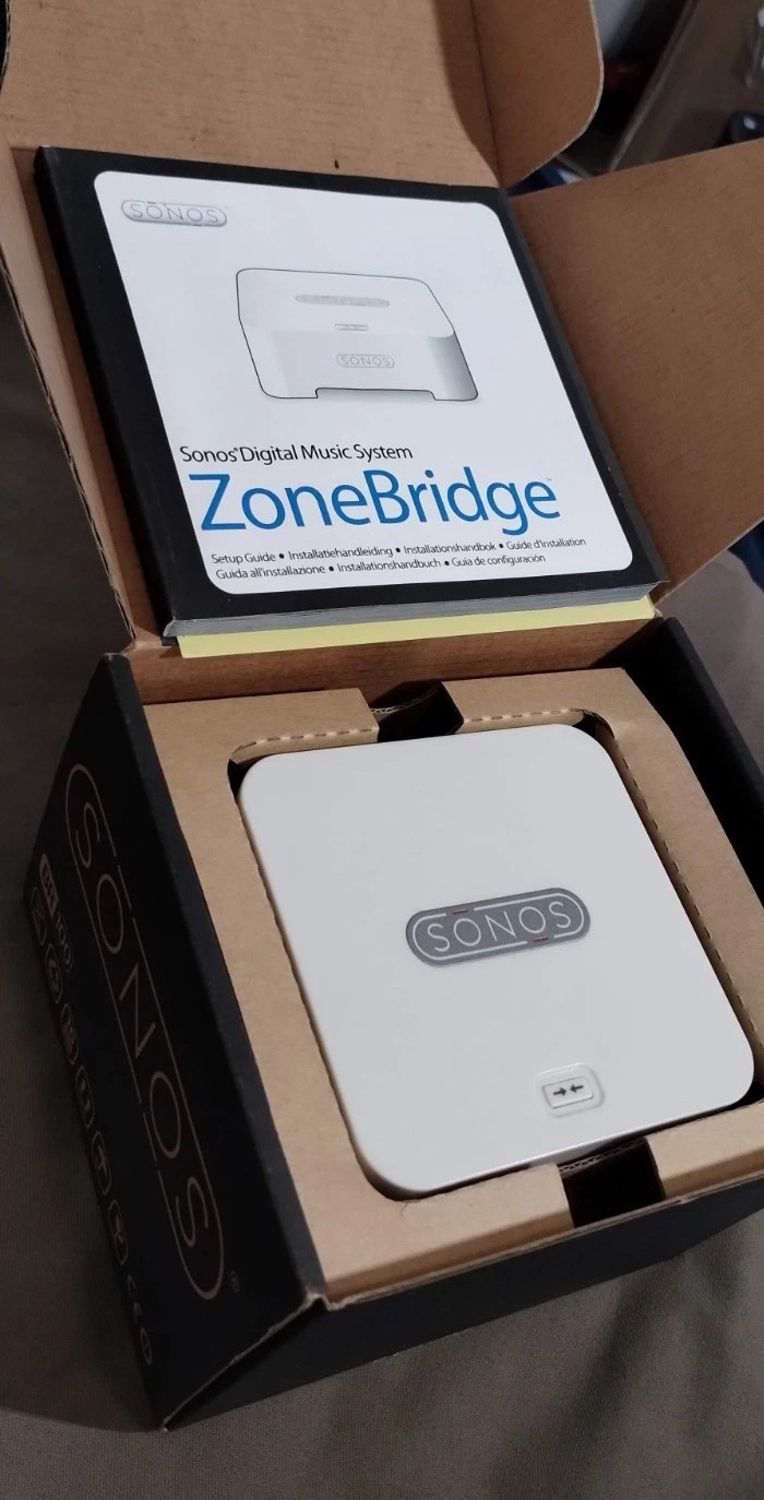 SONOS ZoneBridge 100. BR-100. Multi Room Music System, Open Box, Never Use.