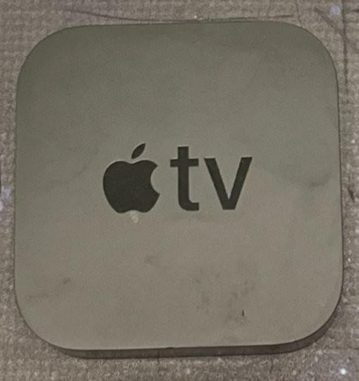 Apple TV (1st Gen) A1842 32GB 4K Media Streamer (MQD22LL/A)