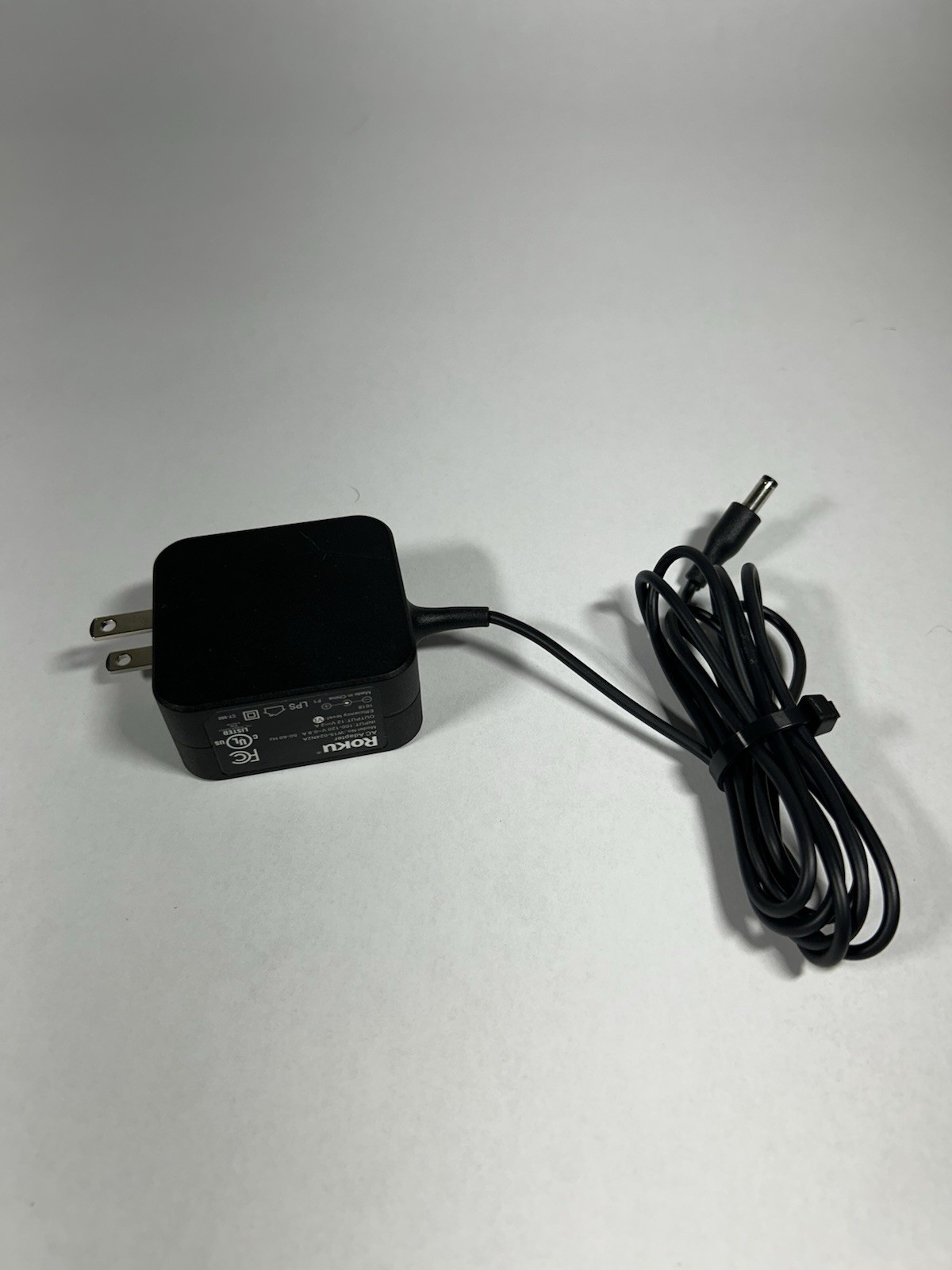 Roku 4 4400X HD & 4K UHD Streaming Media Player -Black Tested w/ Cord