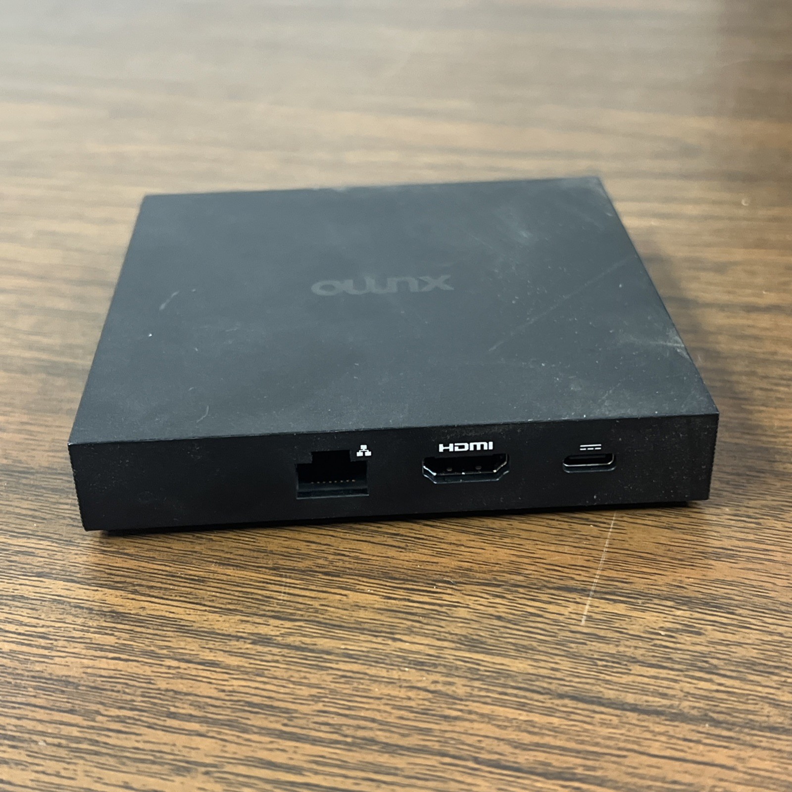 Xumo ES1 Streaming Device COESST11AEI Dolby Vision Atmos 4K Smart TV Box