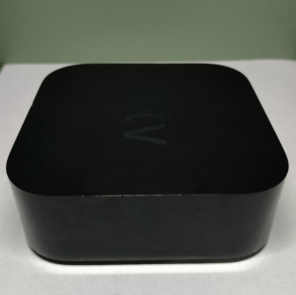 Apple TV HD (4th Generation) A1625 1080p Full HD 32GB – No Power Cord or Remote