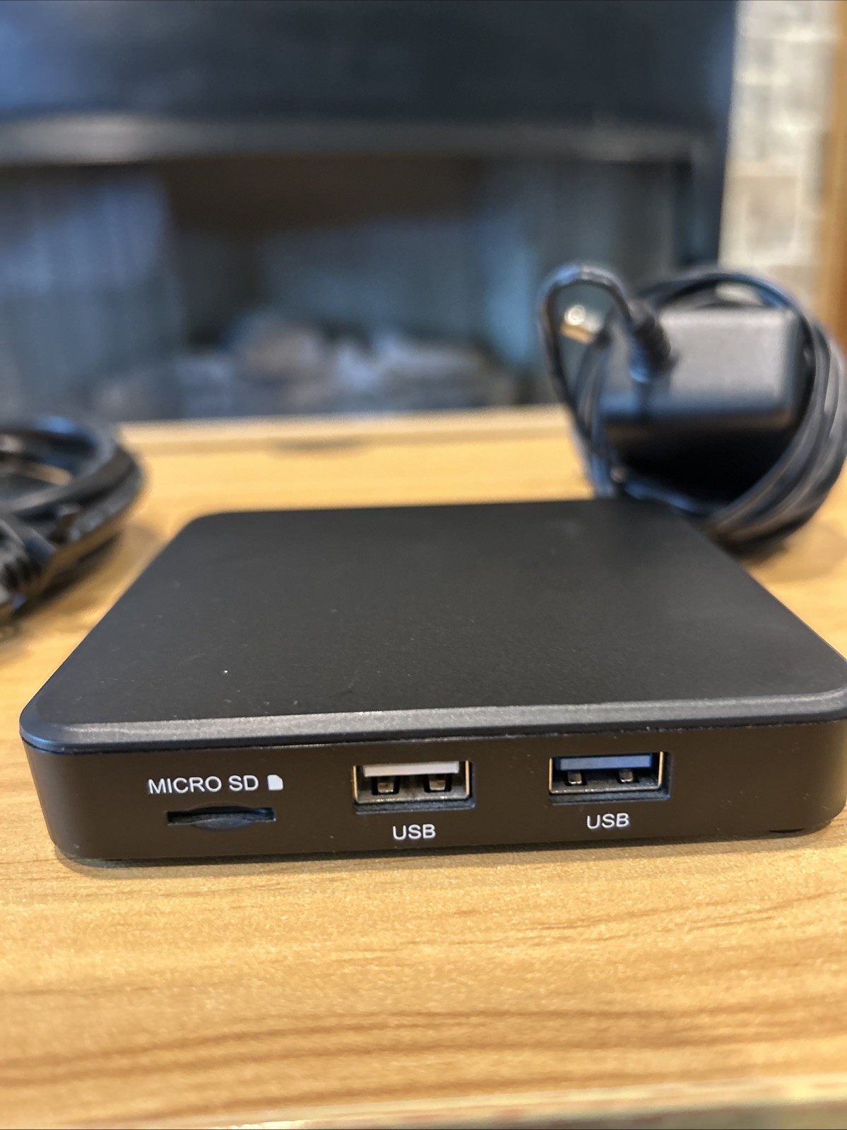 eStream 4K 2X2 Android Media Streaming Box Model IPA1114HDW No remote ￼