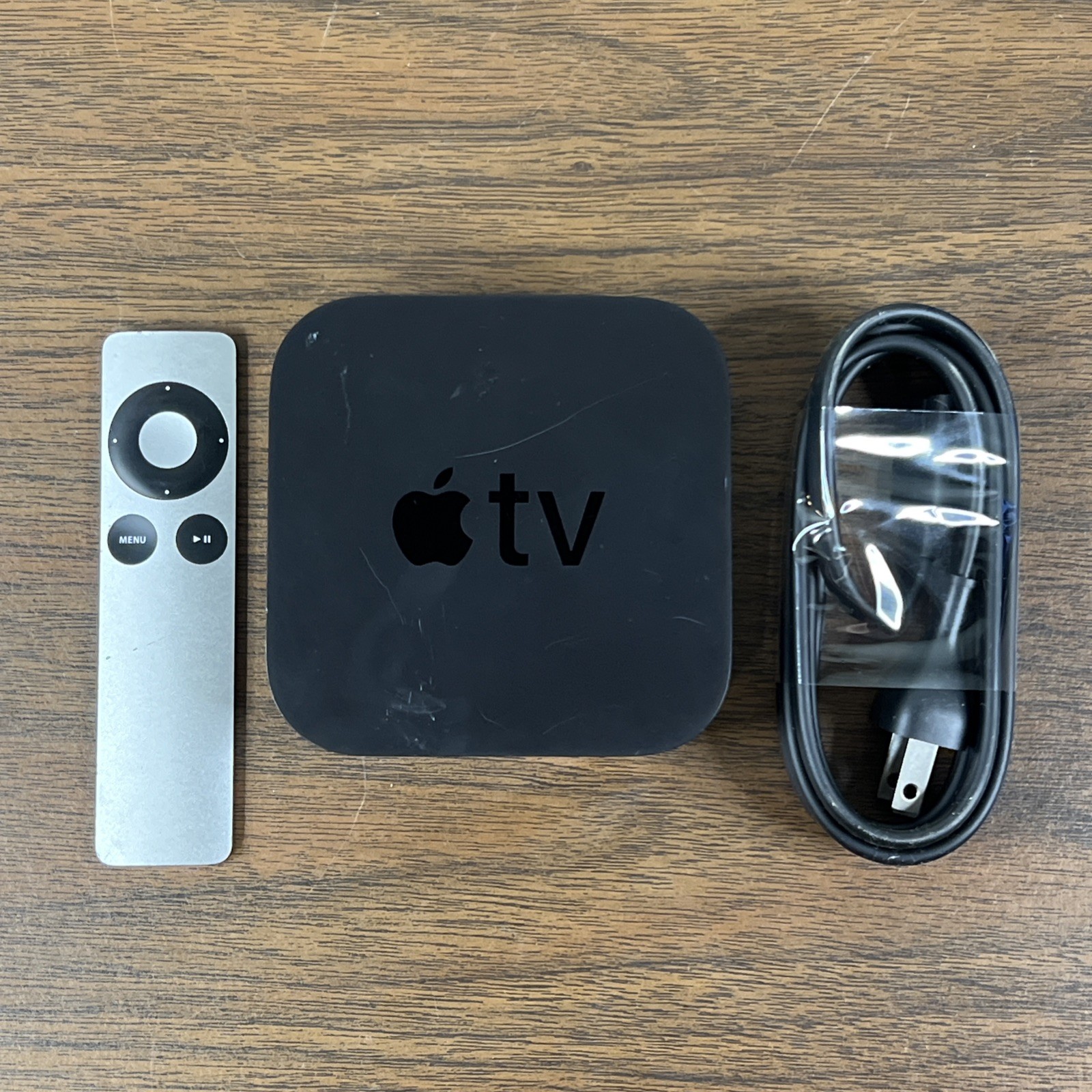 Apple Tv 4th generation 4K 32GB With Old Style Remote A1842 ⚠️ NOT RESET READ