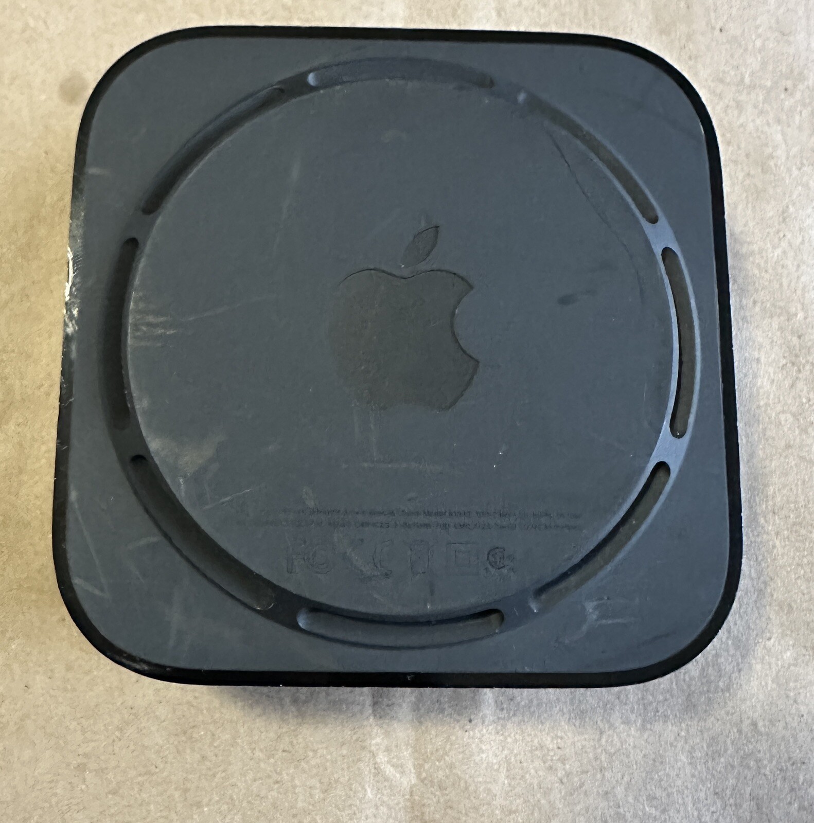 Apple TV 4K A1842 HD Streaming Media Player 32GB No Remote – Free Shipping