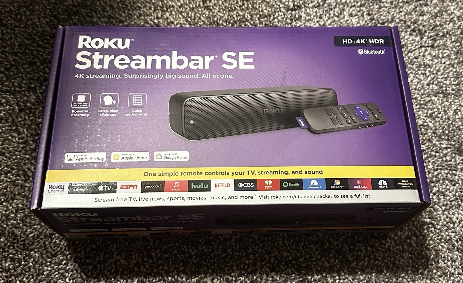 Roku Streambar SE Bluetooth Media Streamer HD/4K/HDR Black