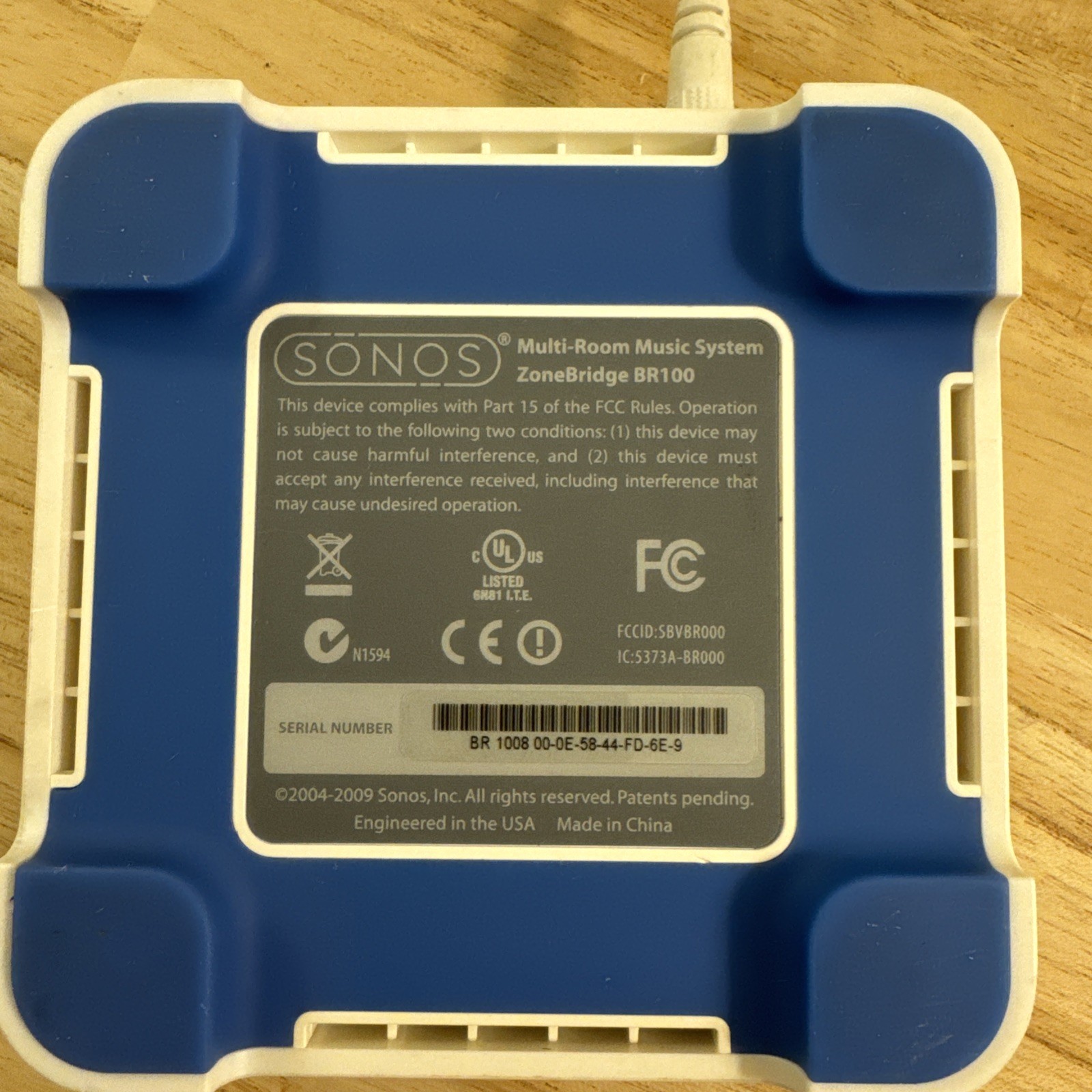 Sonos Connect ZoneBridge BR100 (white) excellent with its adapter cord