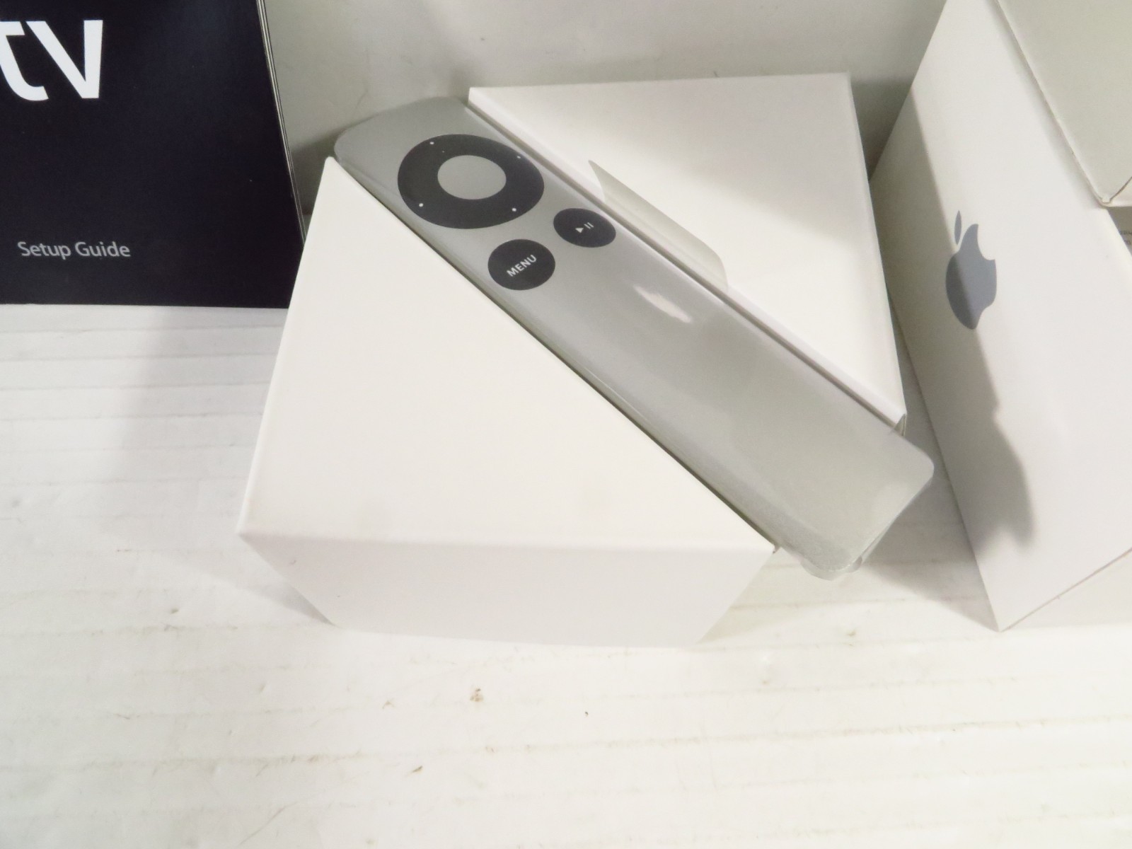 Genuine Apple TV Media Streaming Device MD199LL/A A1469 1080p