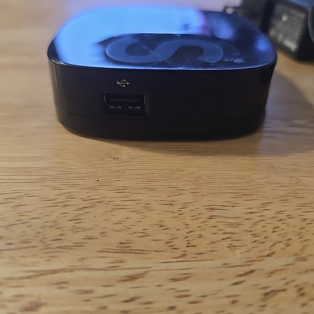 Roku 2 XS (2nd Generation) Media Streamer 3100X – UNIT And Power Cord