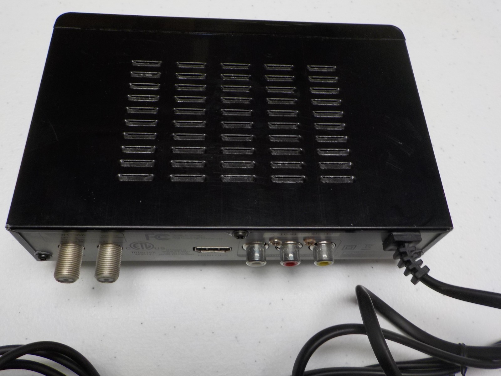 Ematic Digital Converter, Digital TV Converter Box & Remote AT103B-Good Shape