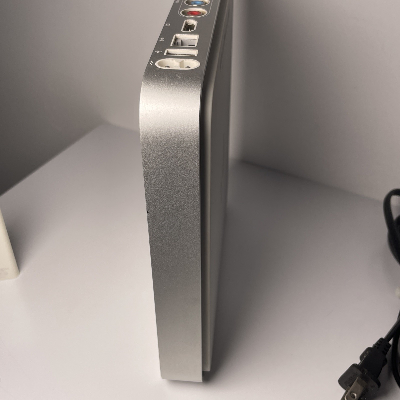 Apple TV (1st Generation) A1218 160GB with Original Apple Remote A1156 – Vintage