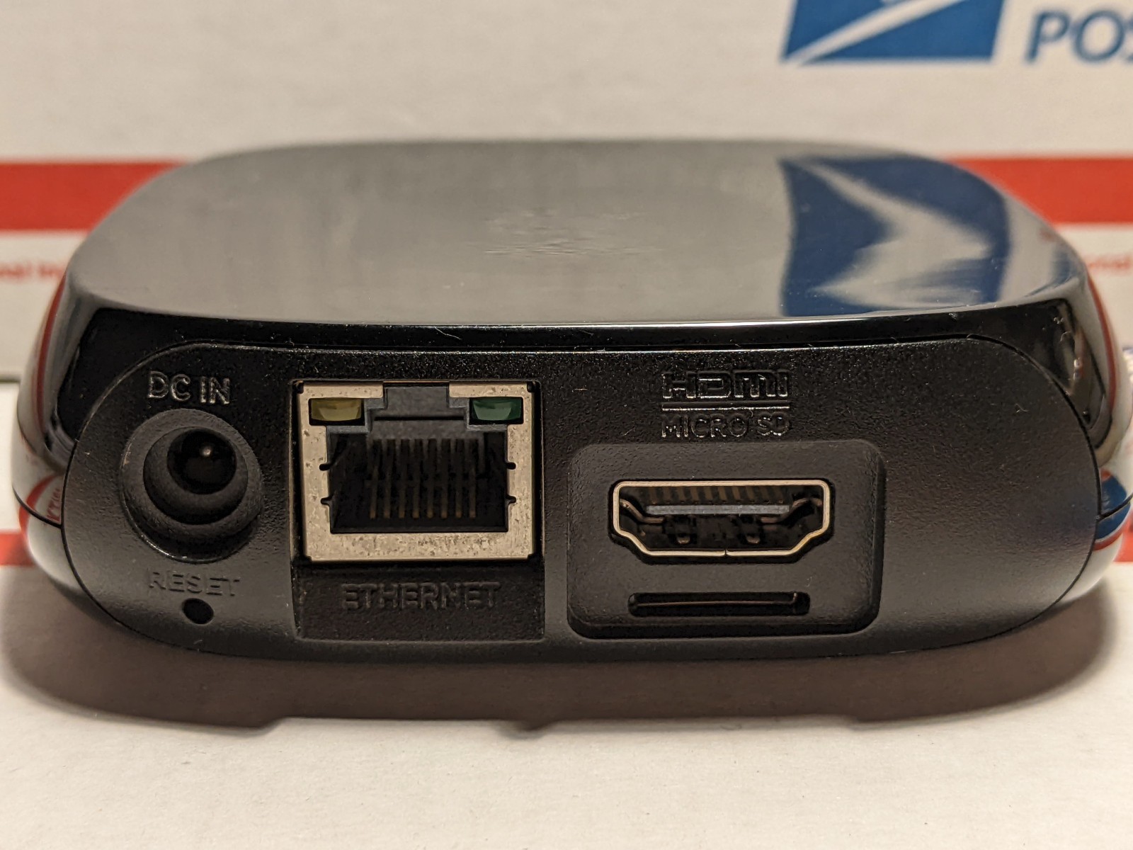 Roku 3 (3rd Generation) 4200X Streaming Device with Power Adapter (No Remote)