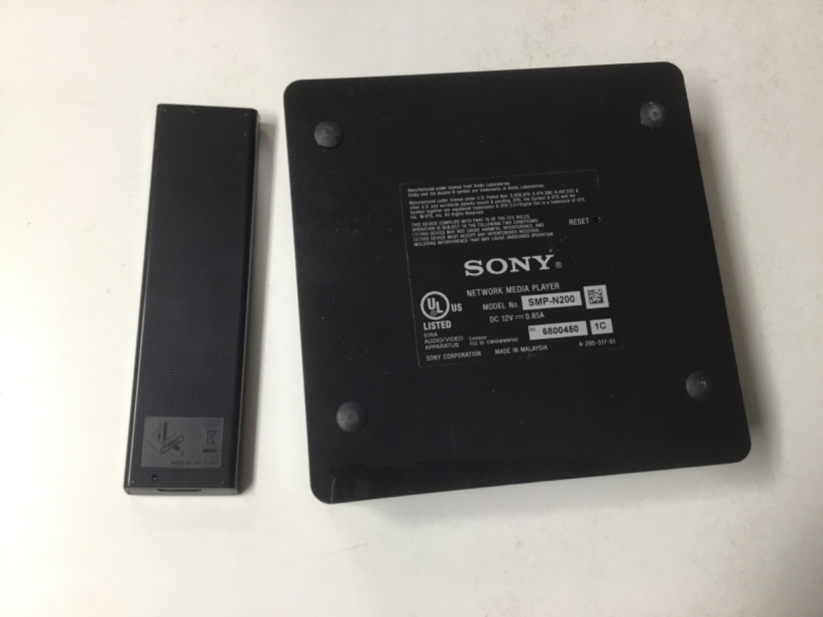 Sony SMP-N200 Network Media Player, Remote, Power Adapter, In Box Complete