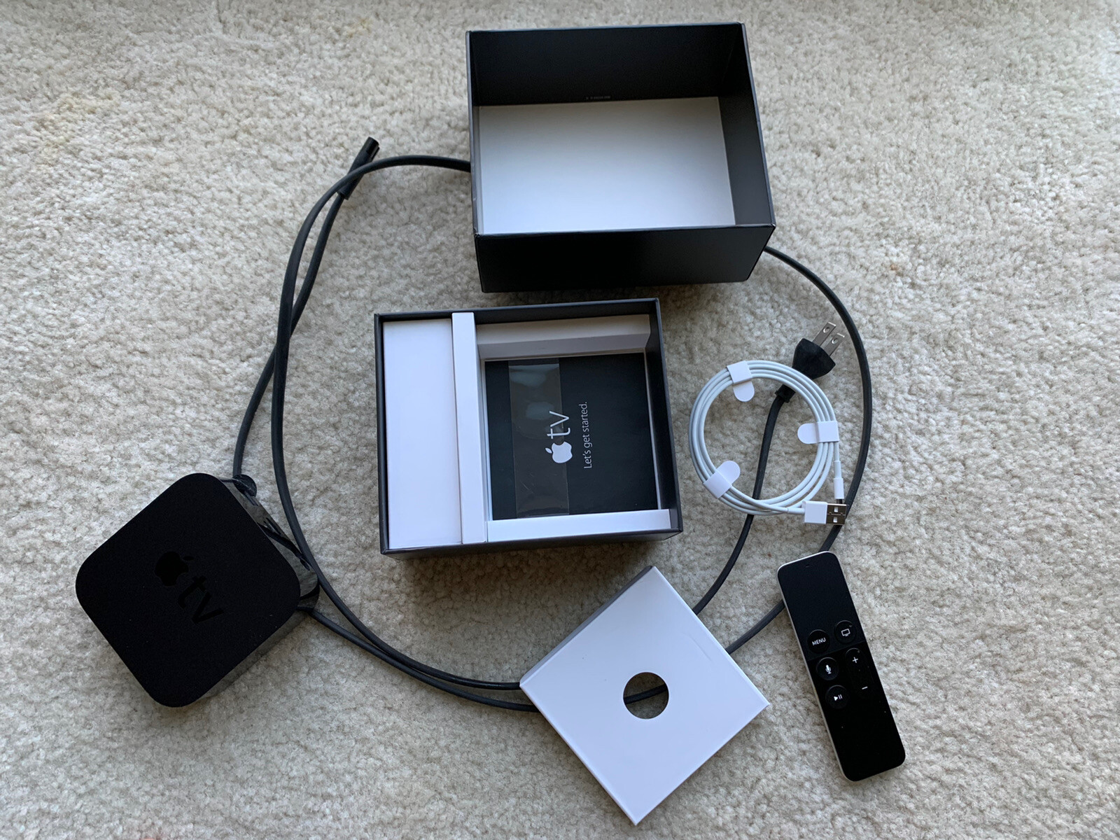 Apple TV HD ~ A1625 ~ 32GB (4th Gen.) MGY52LL/A Excellent/Mint – No Remote