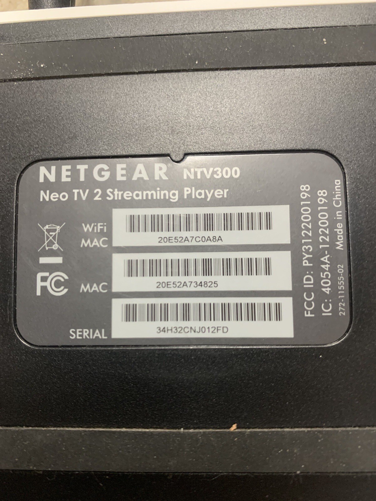 NetGear NTV300 HD Media Streaming Player  And Charger
