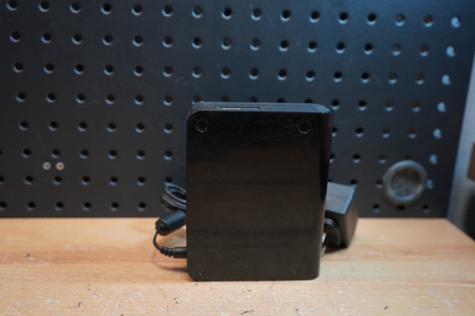 (B) WD TV HD Media Player WDAVN00BN, NO REMOTE