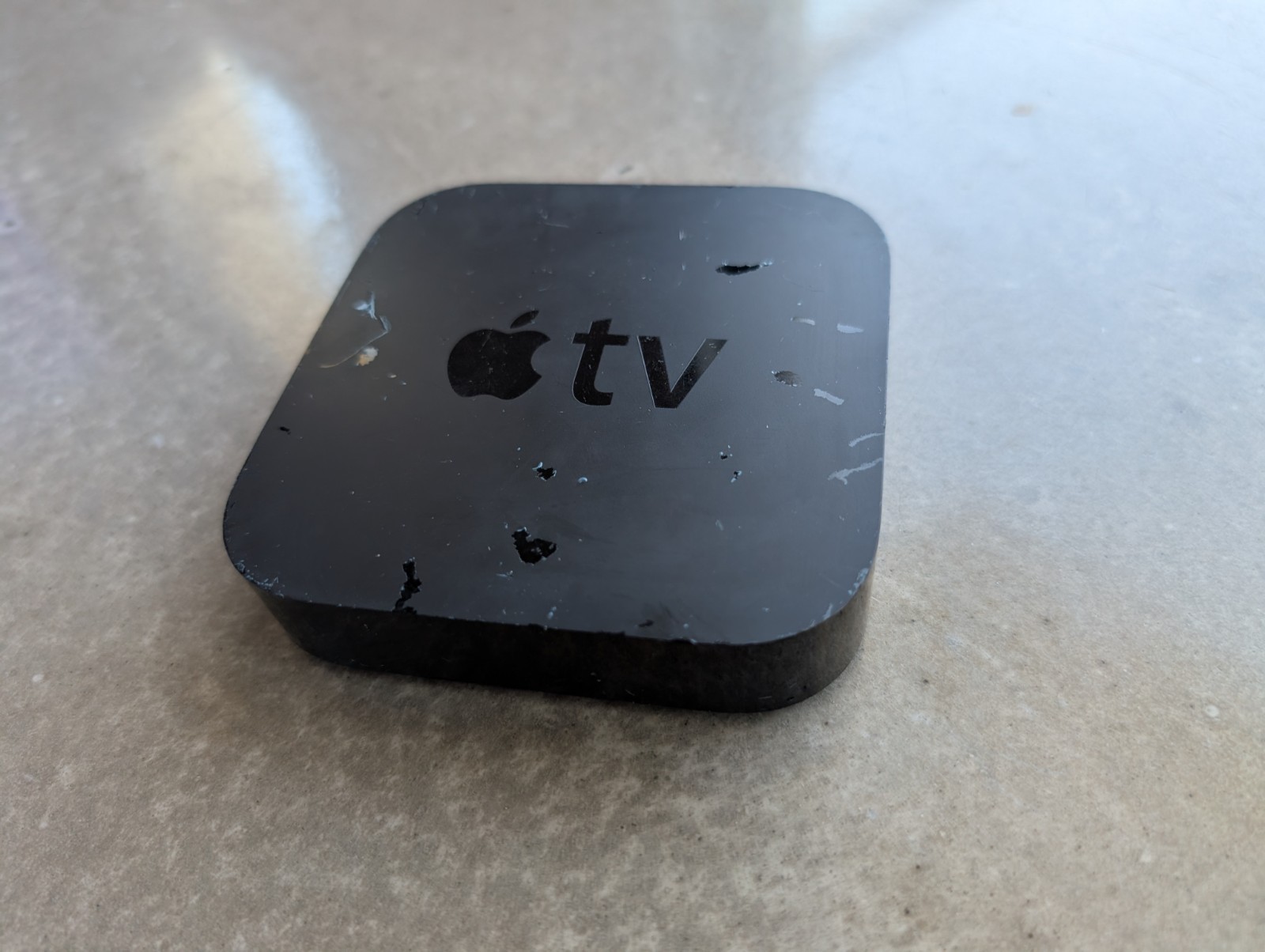 Apple TV (2nd Generation) 8GB Media Streamer – A1378