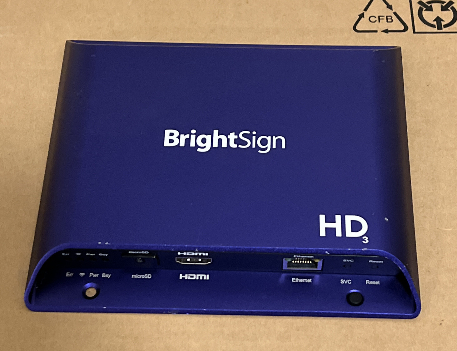 BrightSign HD223 Full HD Standard I/O HTML5 Player–WIFI With AC Adapter
