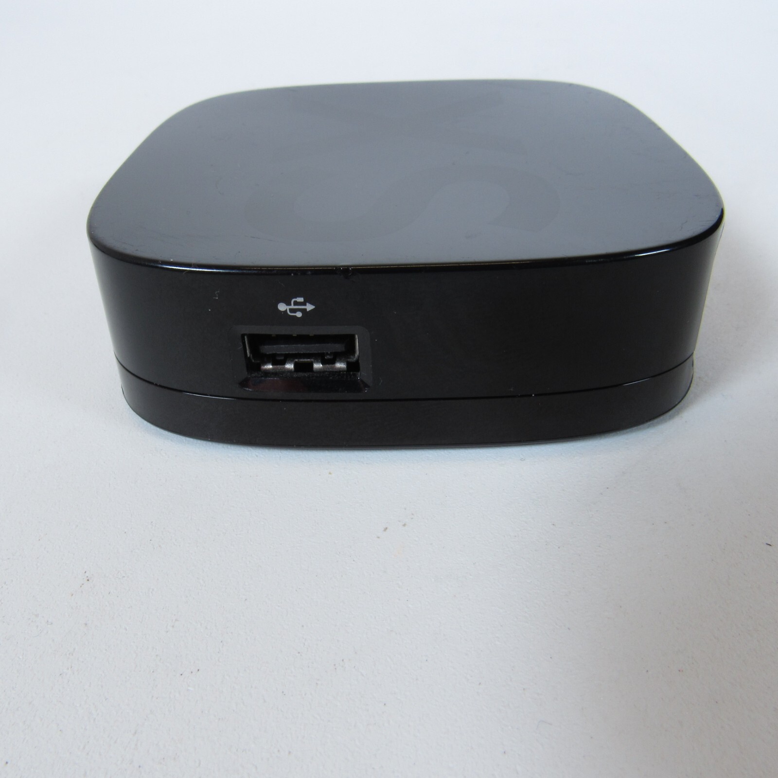 Roku 2 XS Media Streamer 3100X – Black w/ Remote & Adapter/HDMI Cord