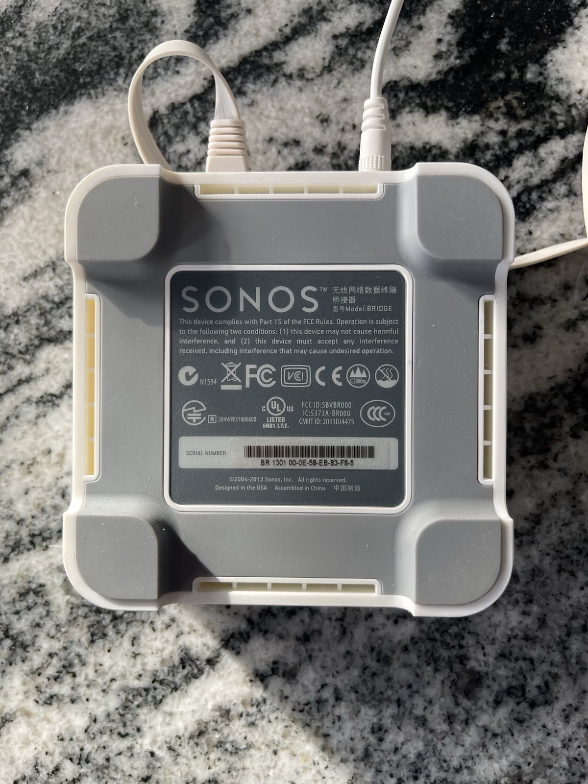 Sonos Wireless BRIDGE BR100 Multi-Room Digital Music System – White – w/ Charger