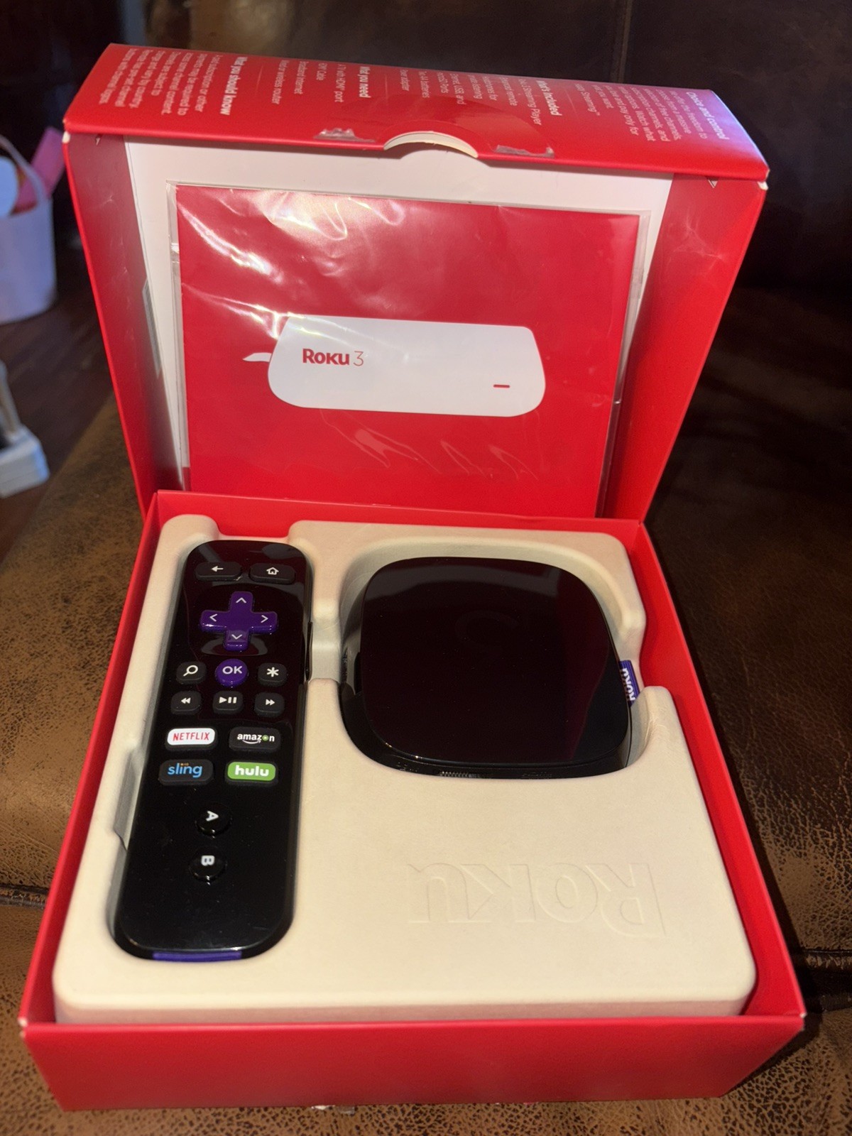 Roku 3: A Media Streamer with Enhanced Voice Search Remote no headphones Or Cord