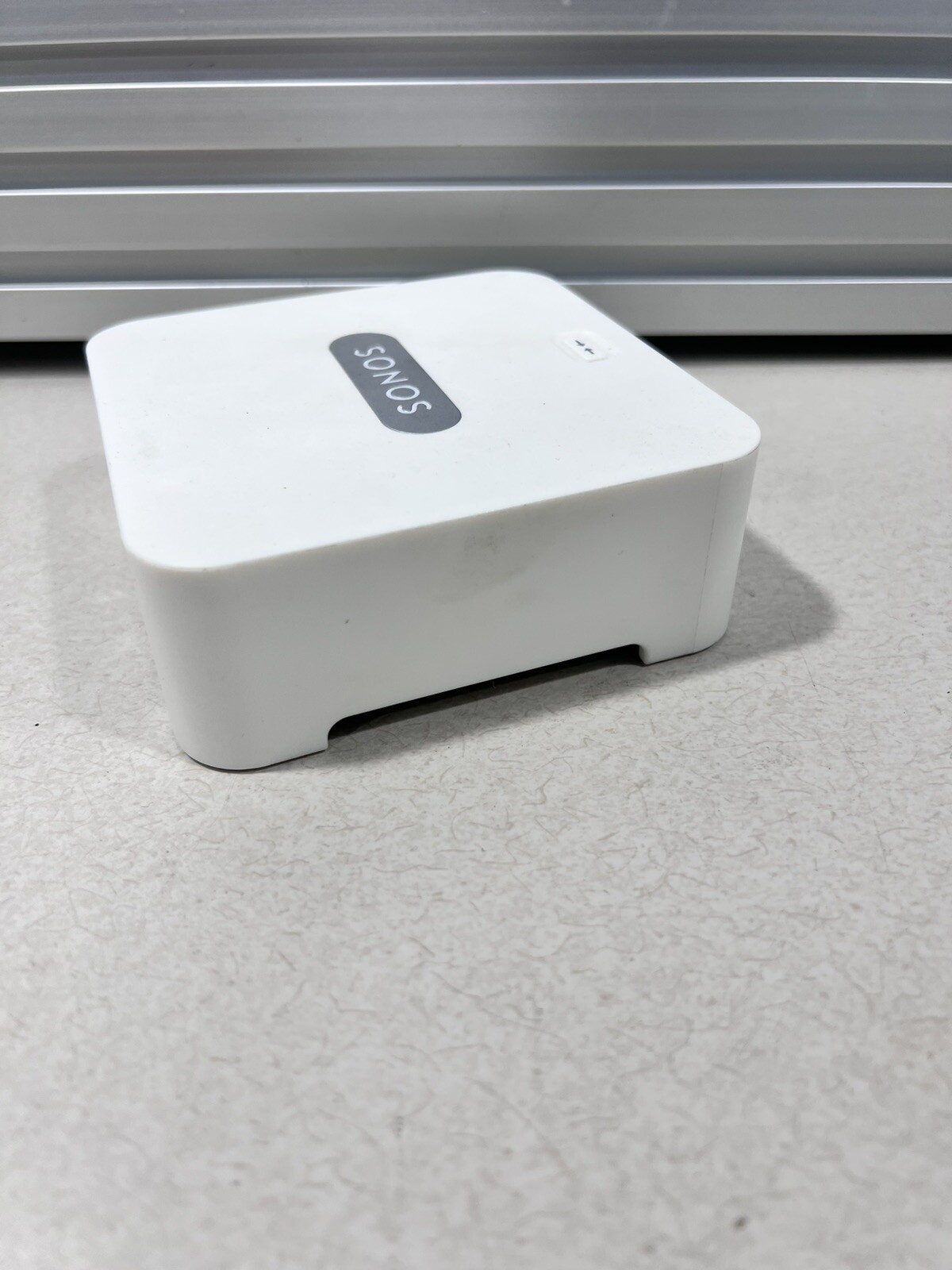 Sonos Bridge Wireless Network Model BRIDGE – White with AC Adapter