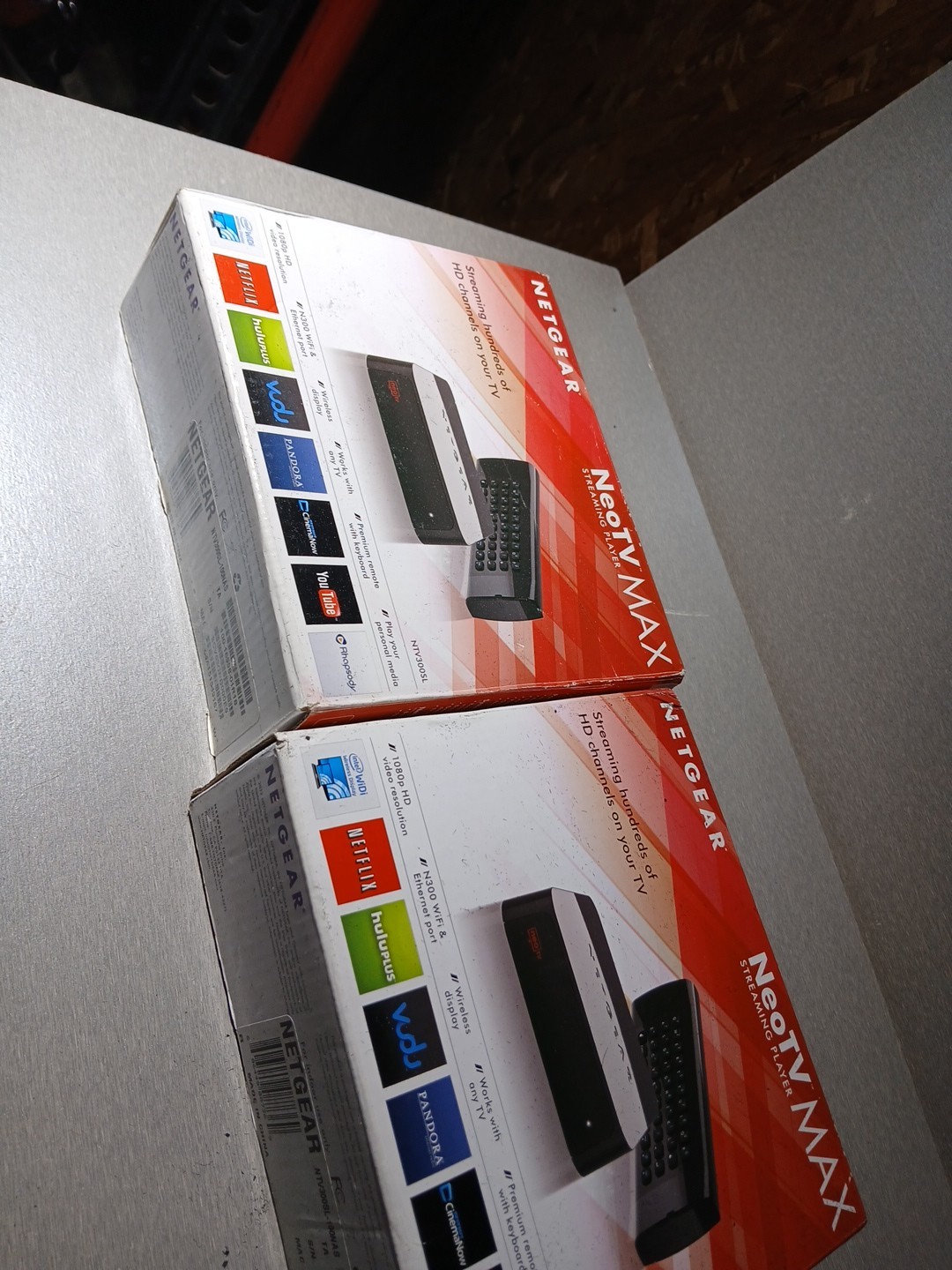 NetGear NTV300SL Digital HD Media Streamer