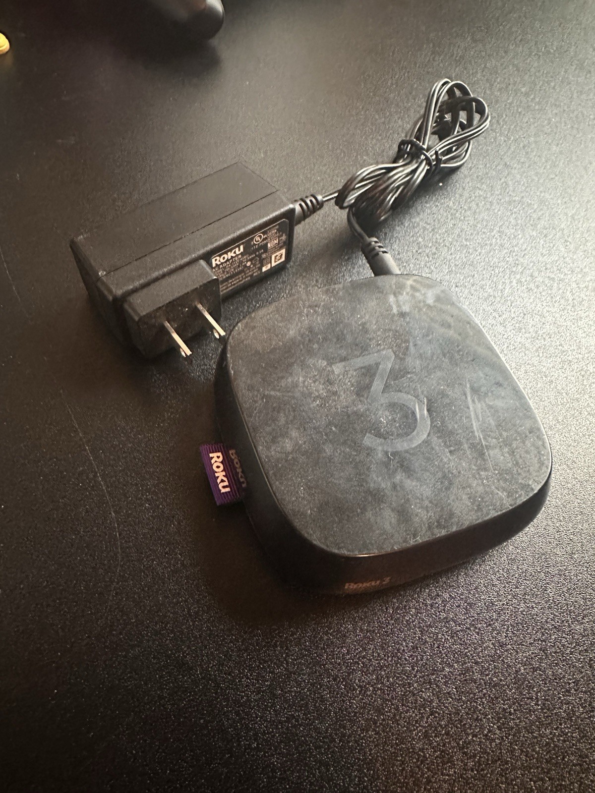 Roku 3 Streaming Media Player 4230X Box Black with Power Adapter and Remote