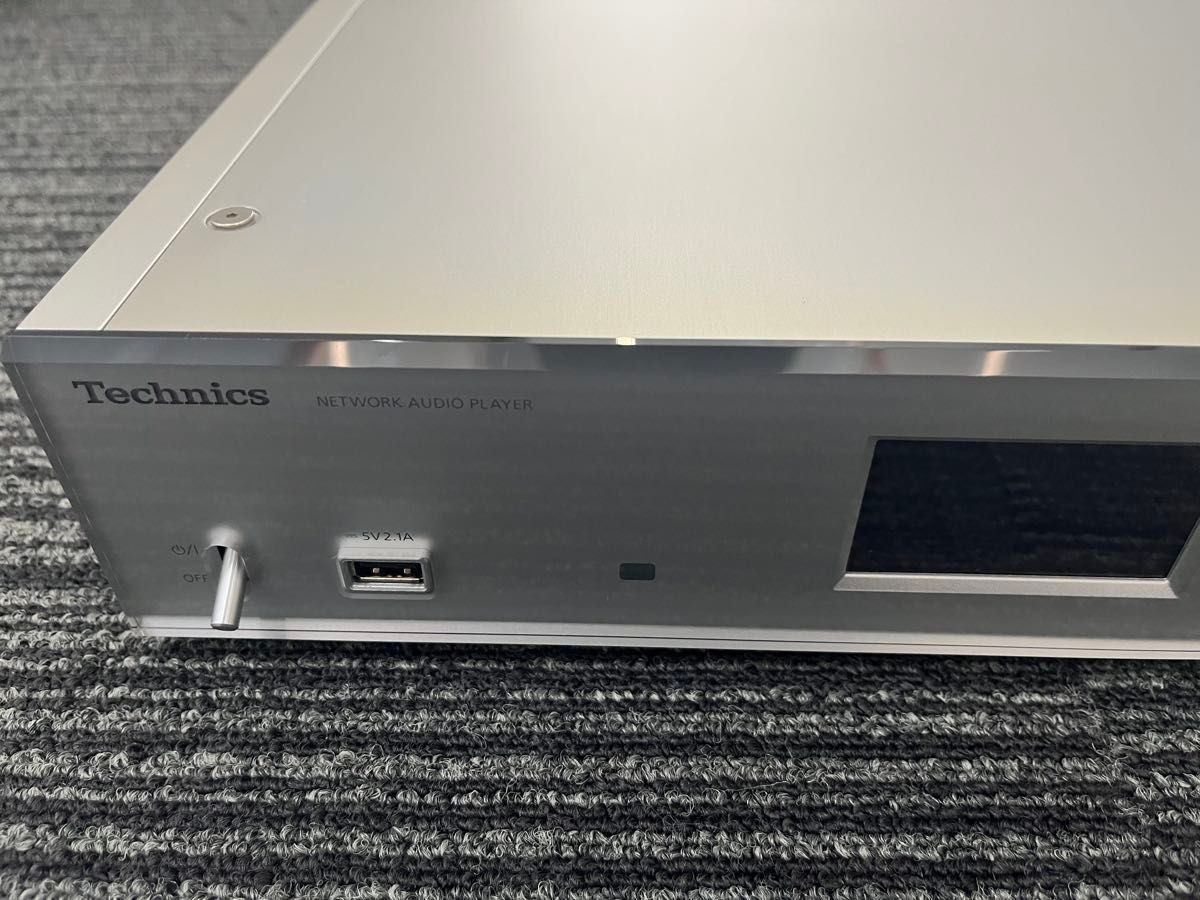 Technics ST-C700 NETWORK AUDIO PLAYER USB Bluetooth Silver AC100V 50/60Hz 26W
