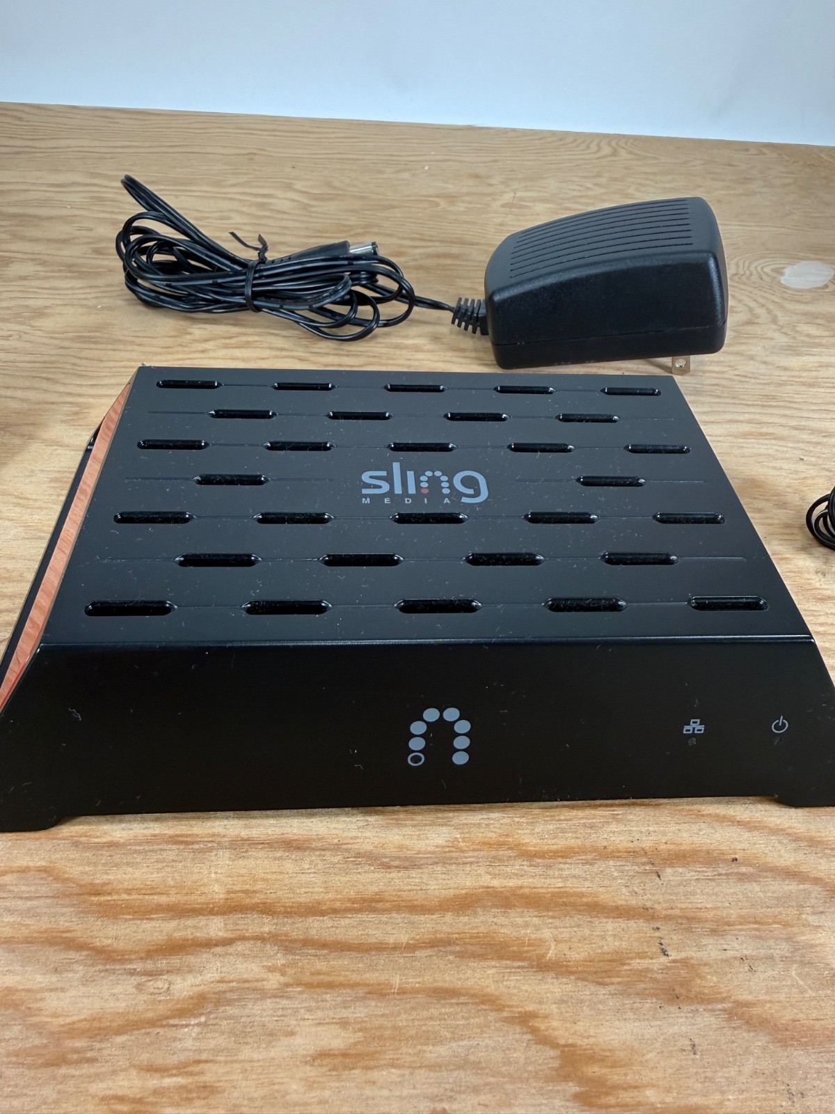 Sling Media Slingbox AV SB240-100 Digital Media Streamer w/ Power Adapter