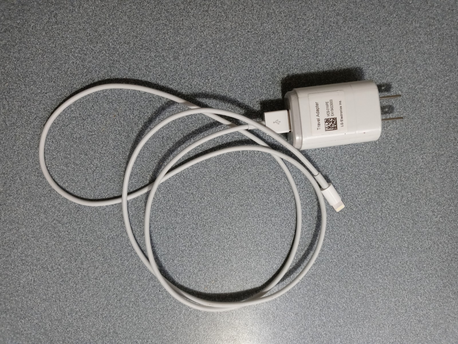 Apple TV 4K HDR Dolby Vision Model A1842 w/Apple Remote&charger, Power Cord,HDMI