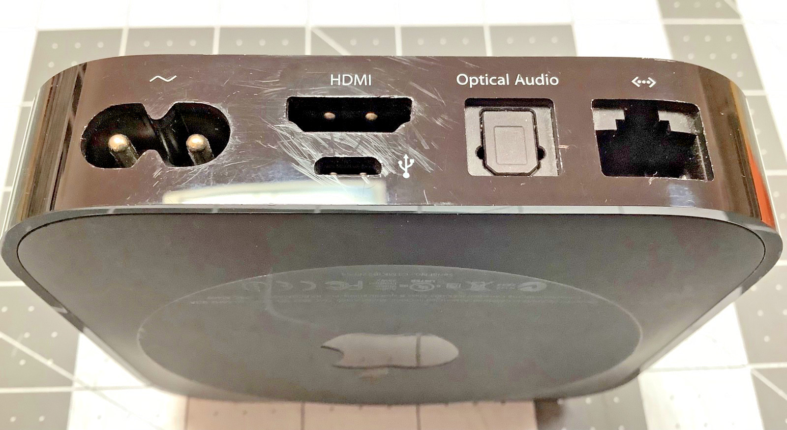 Apple TV 3rd Gen A1469 1080p HD Media Player Complete In Box CIB AirPlay Mirror