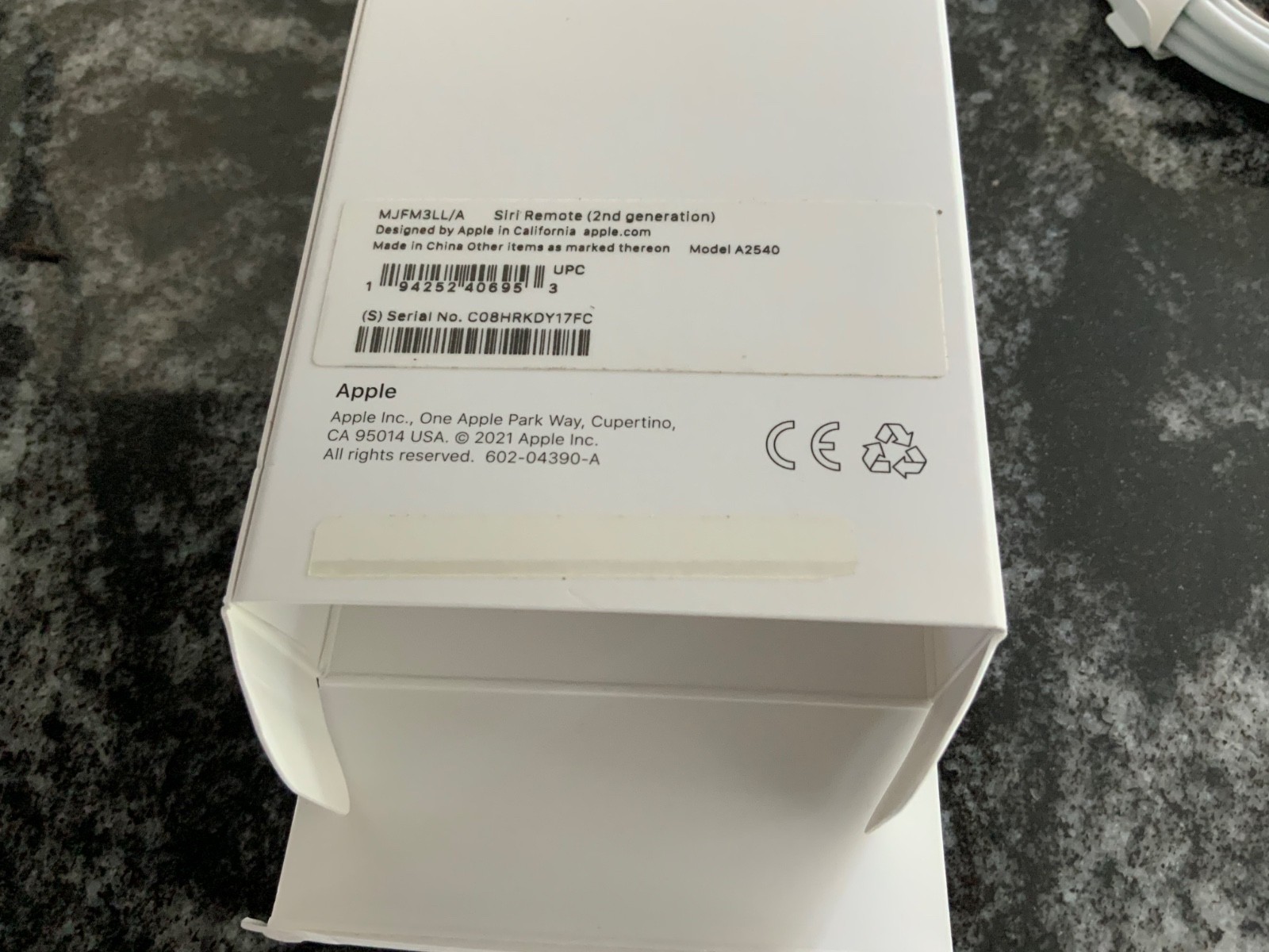Apple A2540 SIRI Remote 2ND GEN. EMPTY BOX WITH CHARGER CORD ONLY NO REMOTE